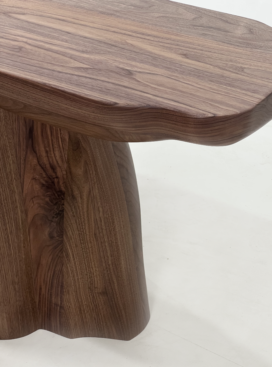 Alpha Console Table (Sculpture Console)