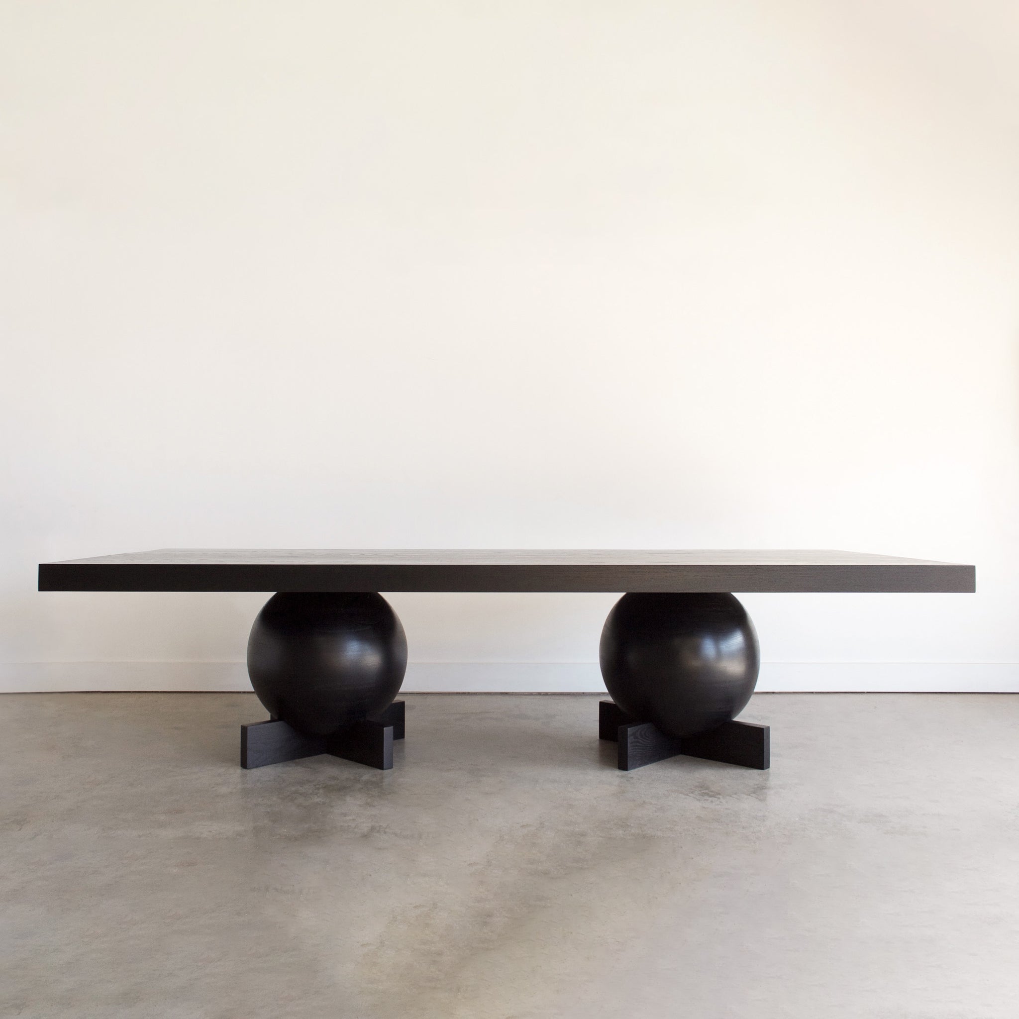 Atlas Dining Table – Bonham Gallery