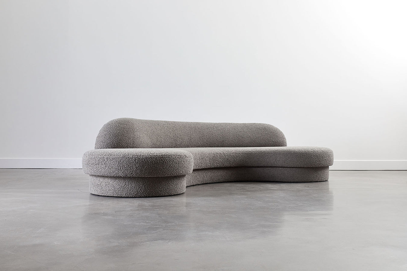 Biomorphic Sofa Grand