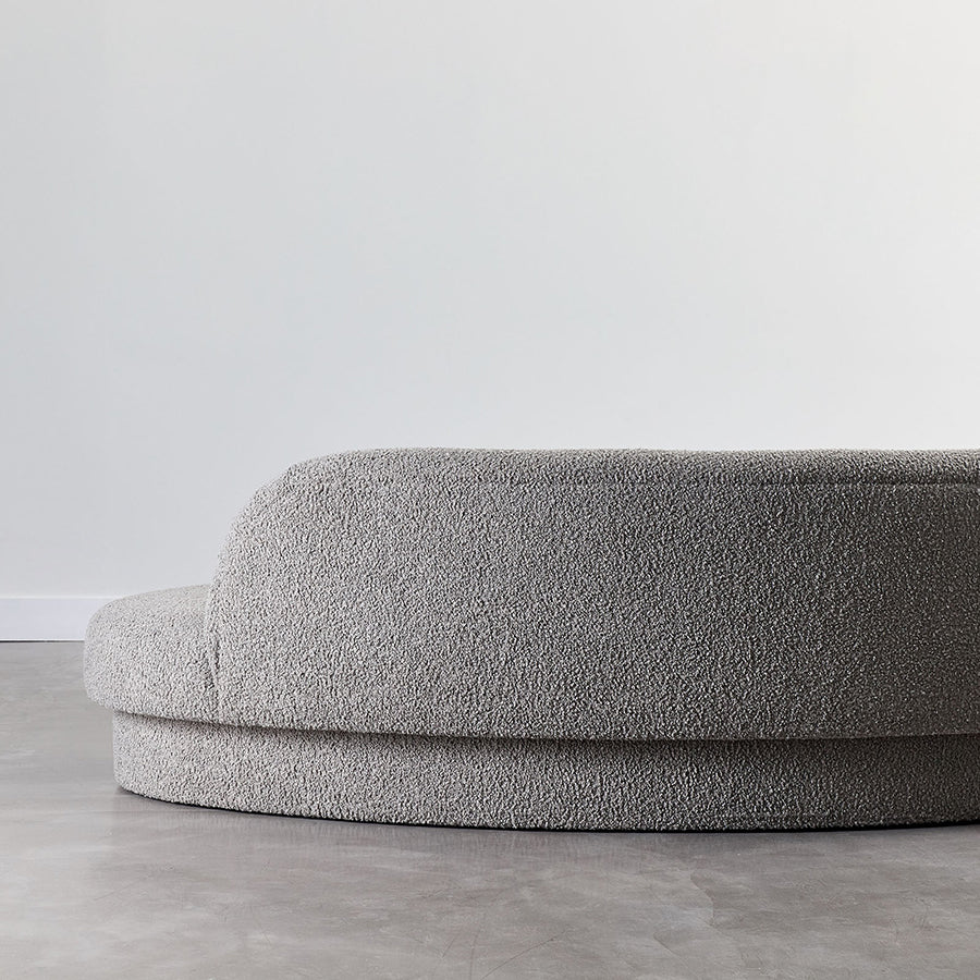 Biomorphic Sofa Grand