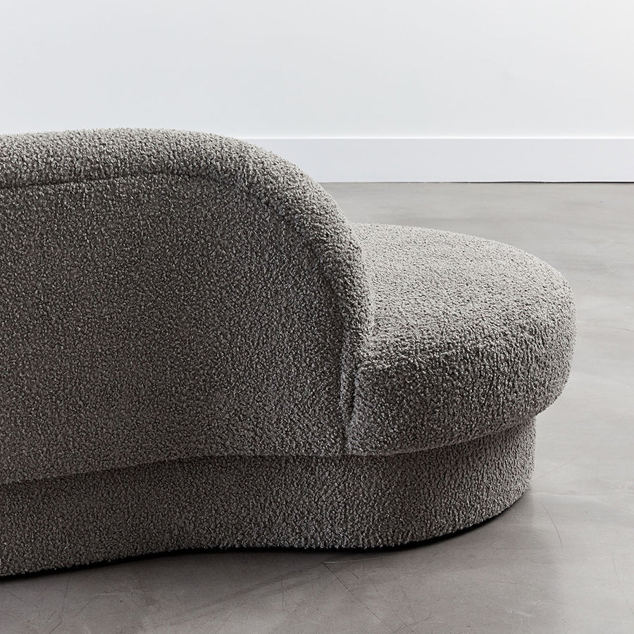 Biomorphic Sofa Grand