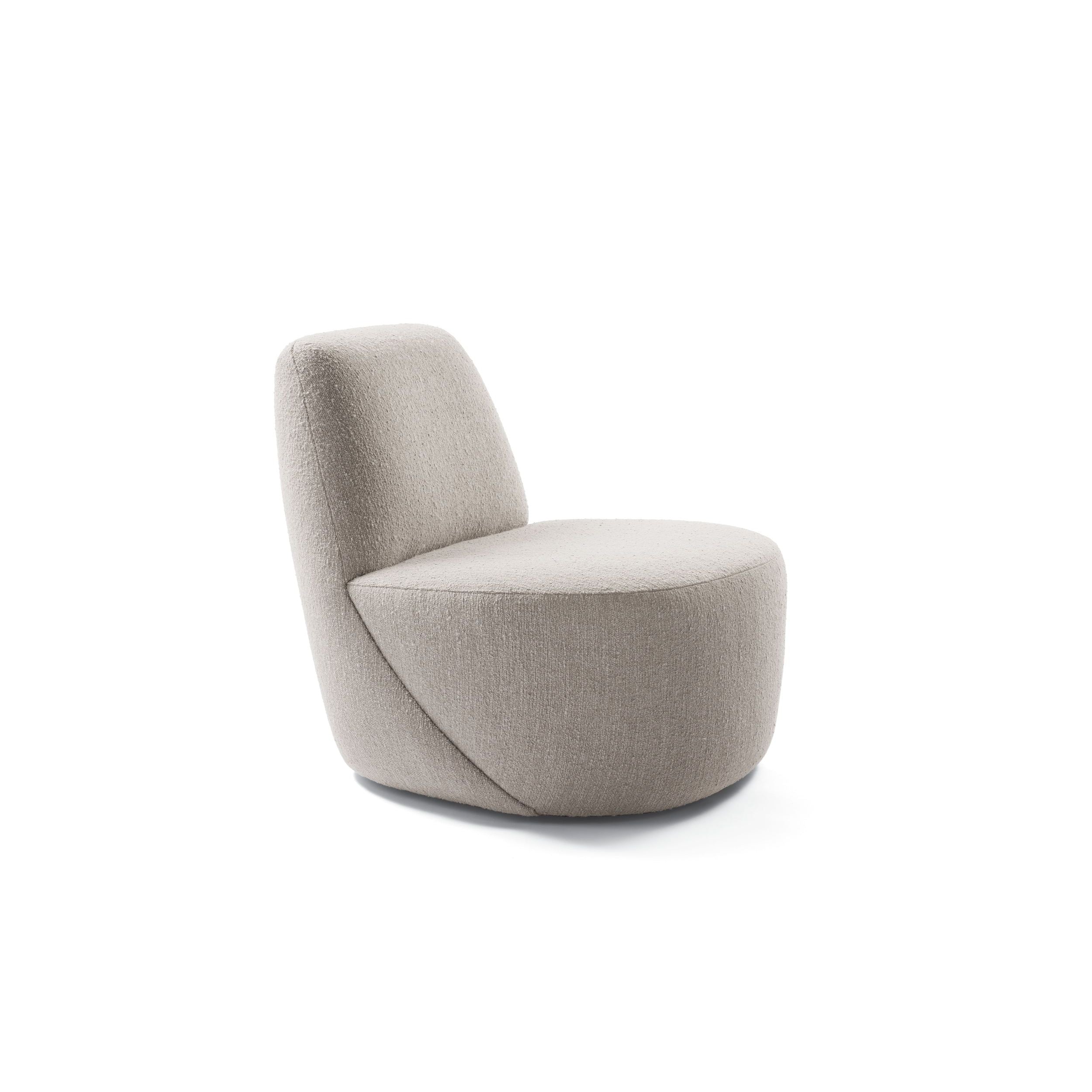 JB Lounge Chair with Swivel