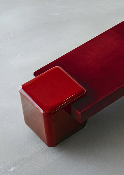 Redux Bench Lacquer Rouge