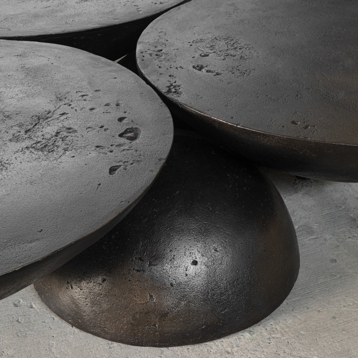 Copal Coffee Table in Patinated Bronze