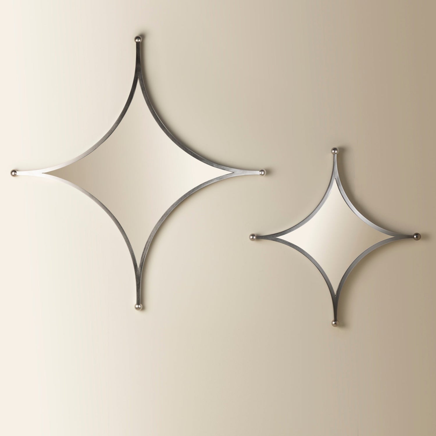 Cosmo Mirror