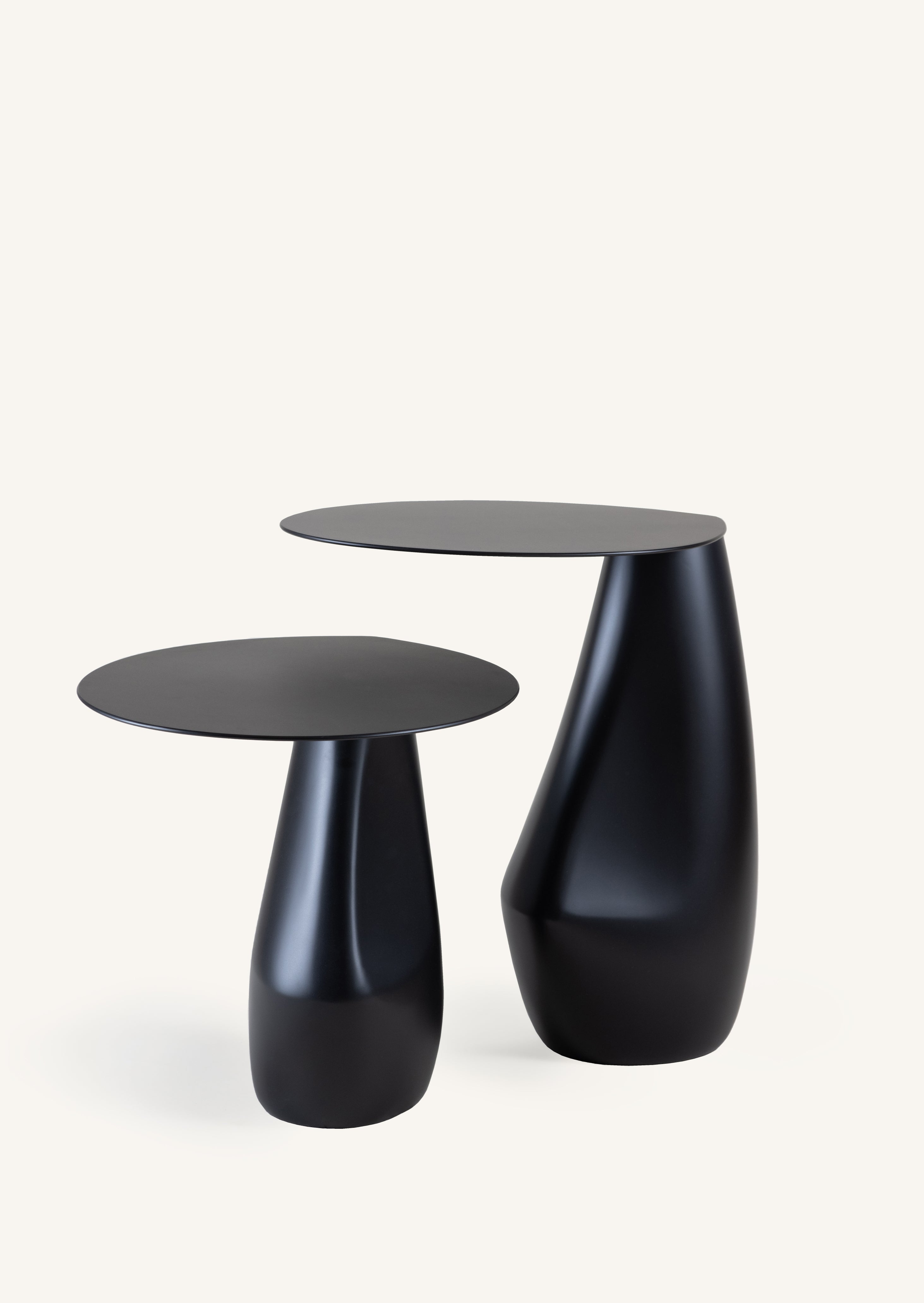 Dionis Drinks Table