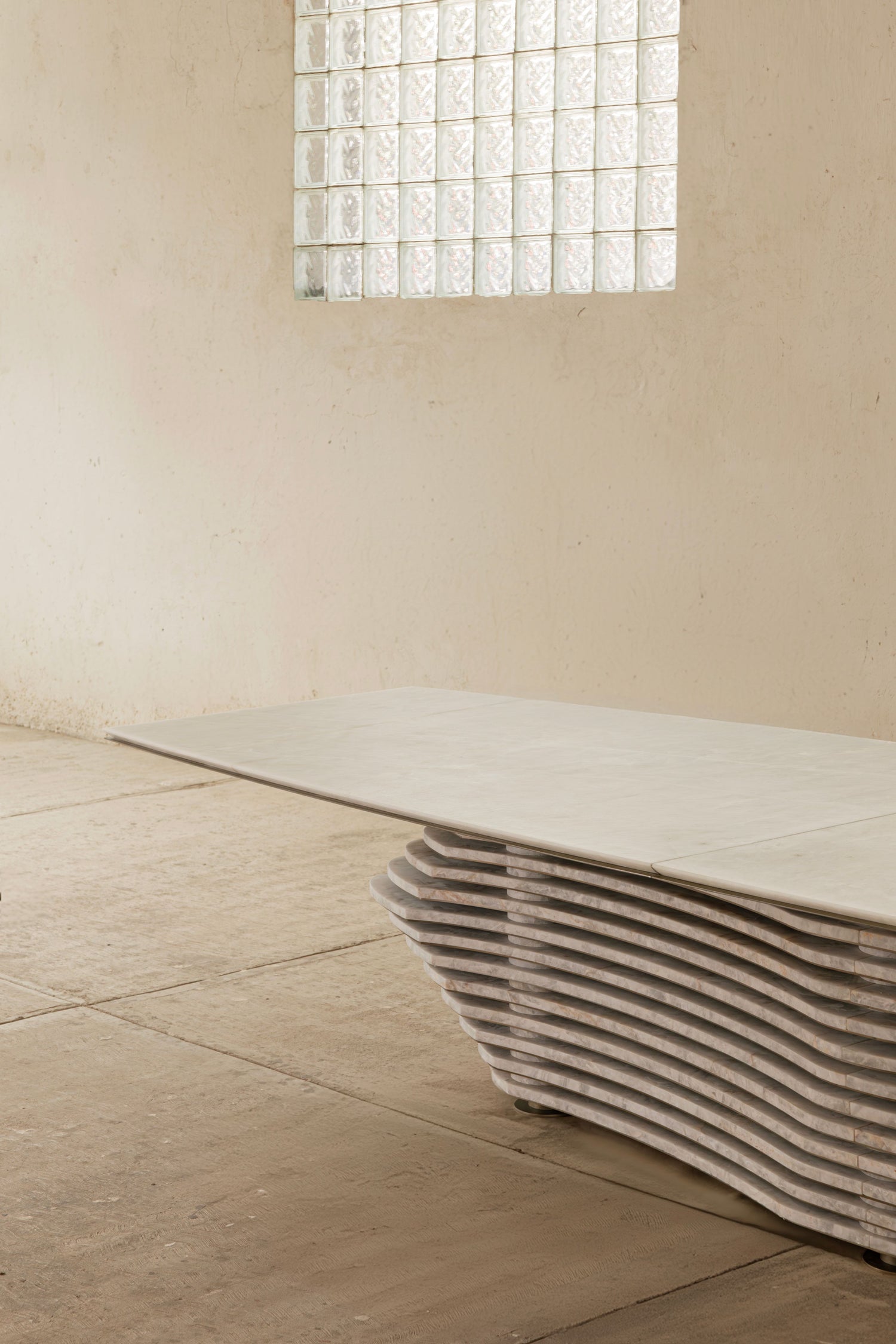 Endor Dining Table