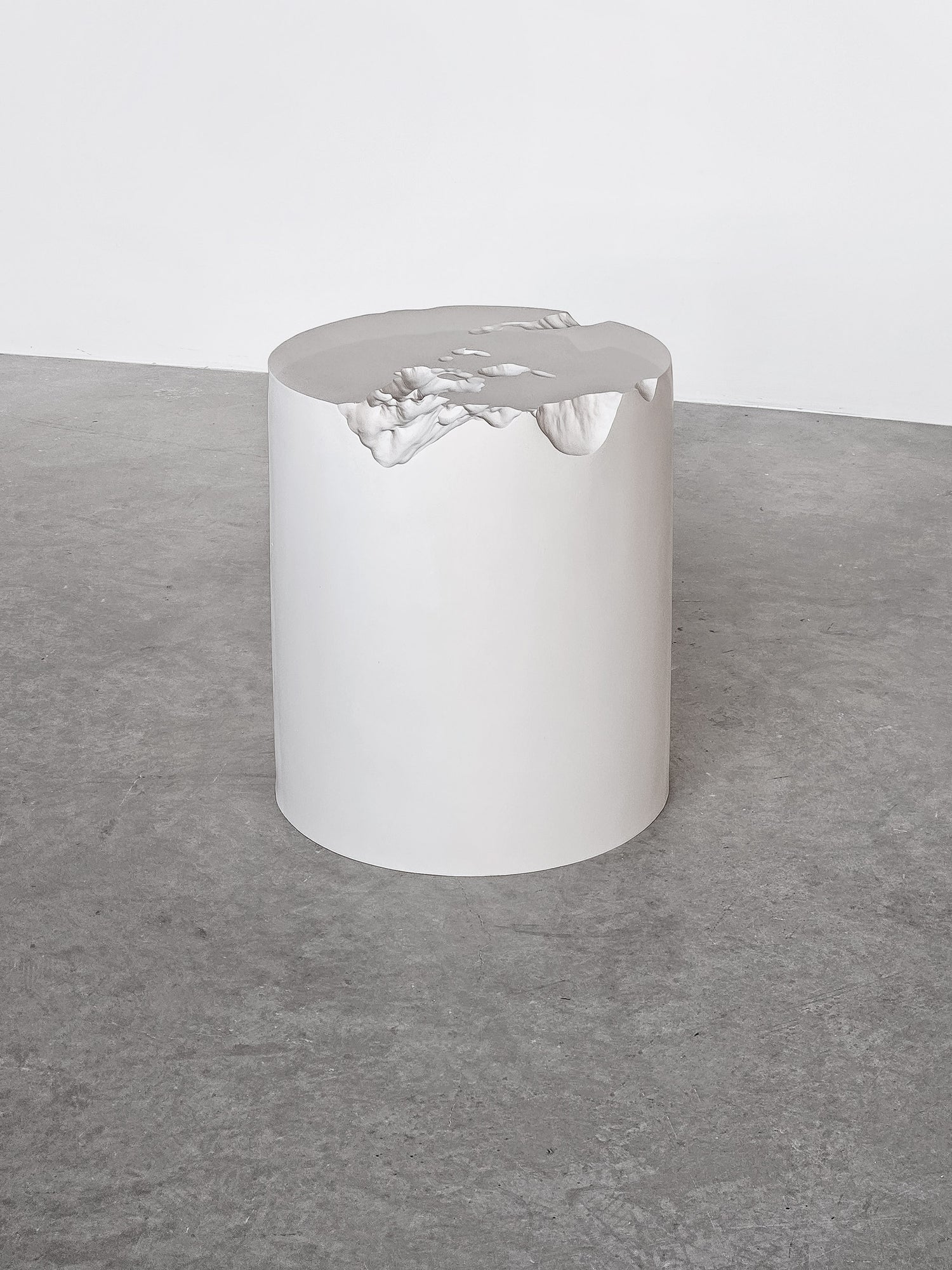 Erosia Side Table (Round)