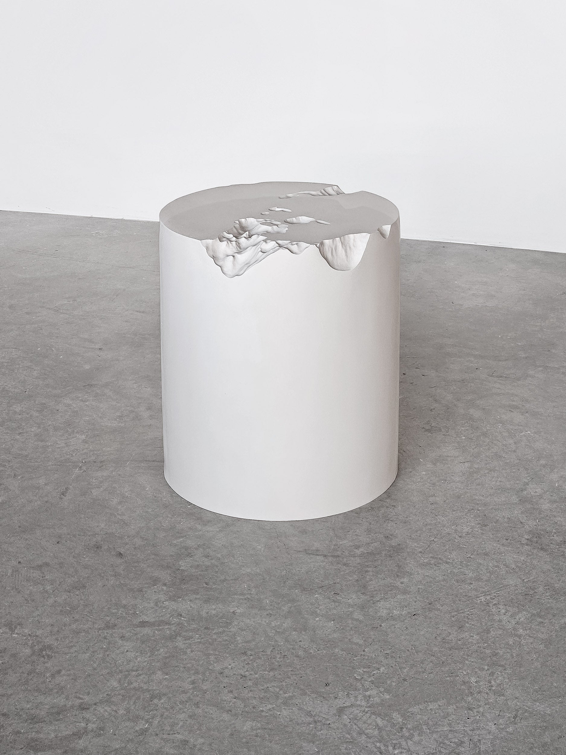 Erosia Side Table (Round)