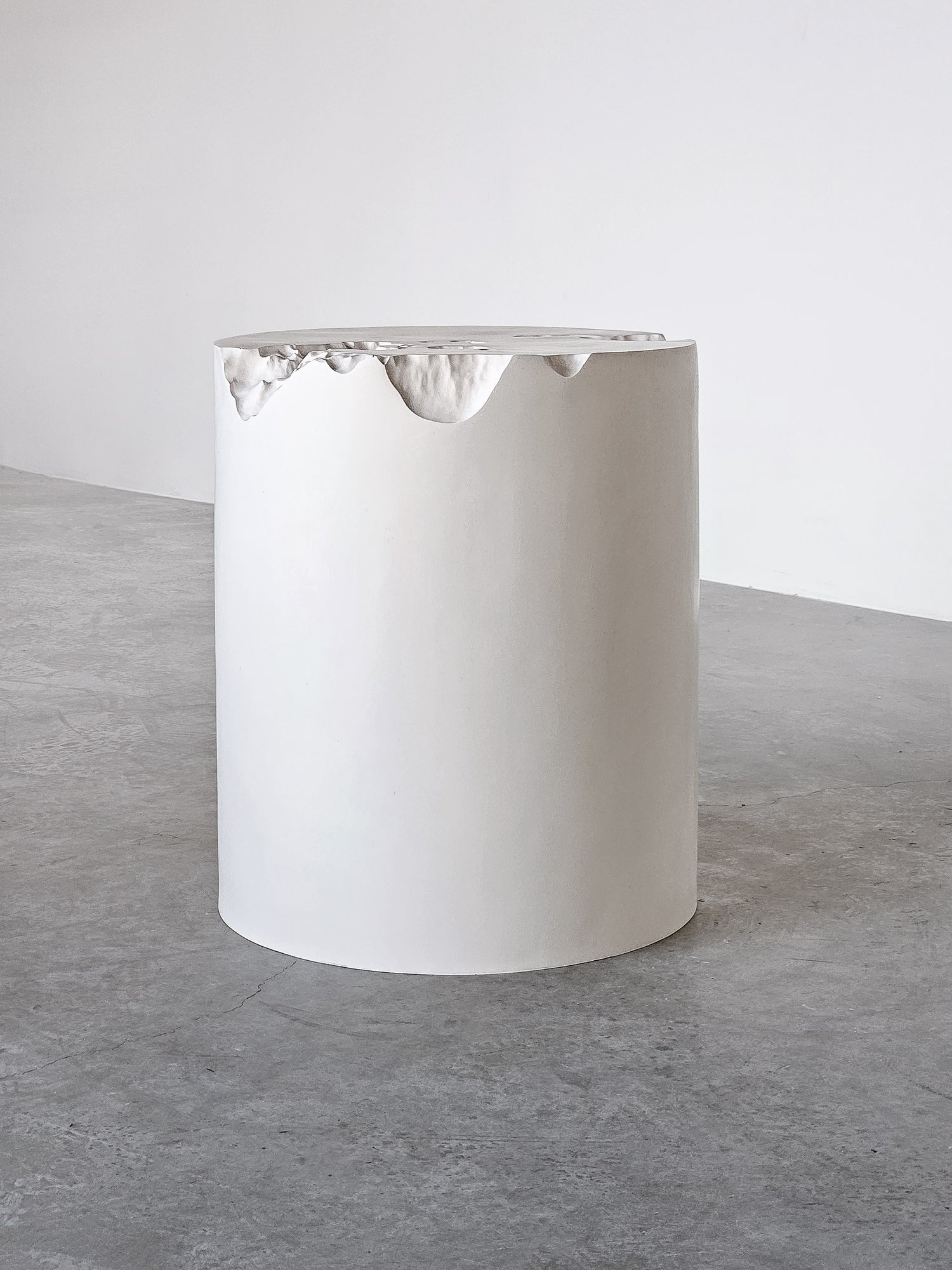 Erosia Side Table (Round)