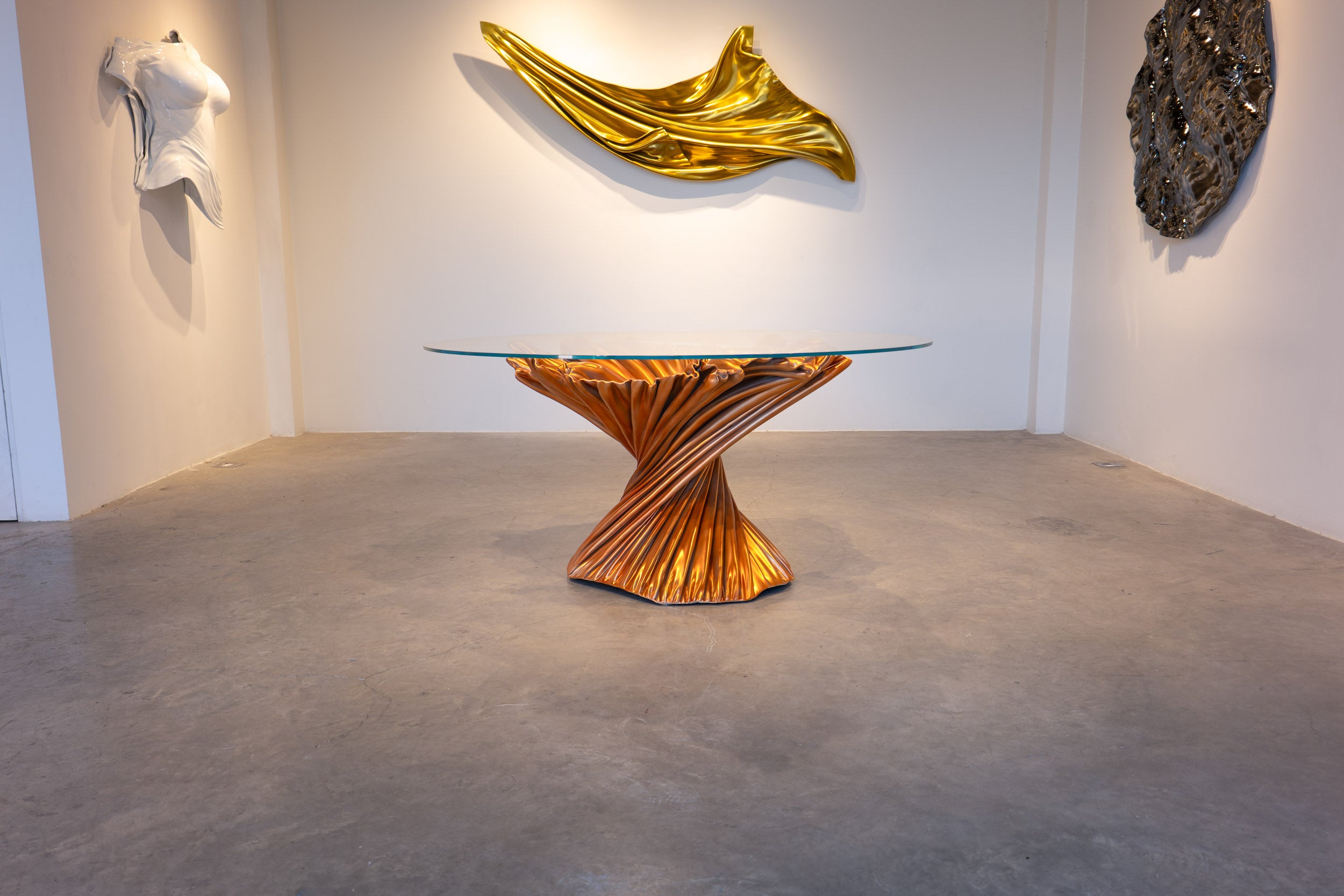 Flora Dining Table