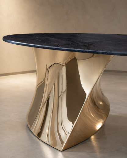 Geometra Dining Table