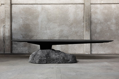 Humo Oval Table