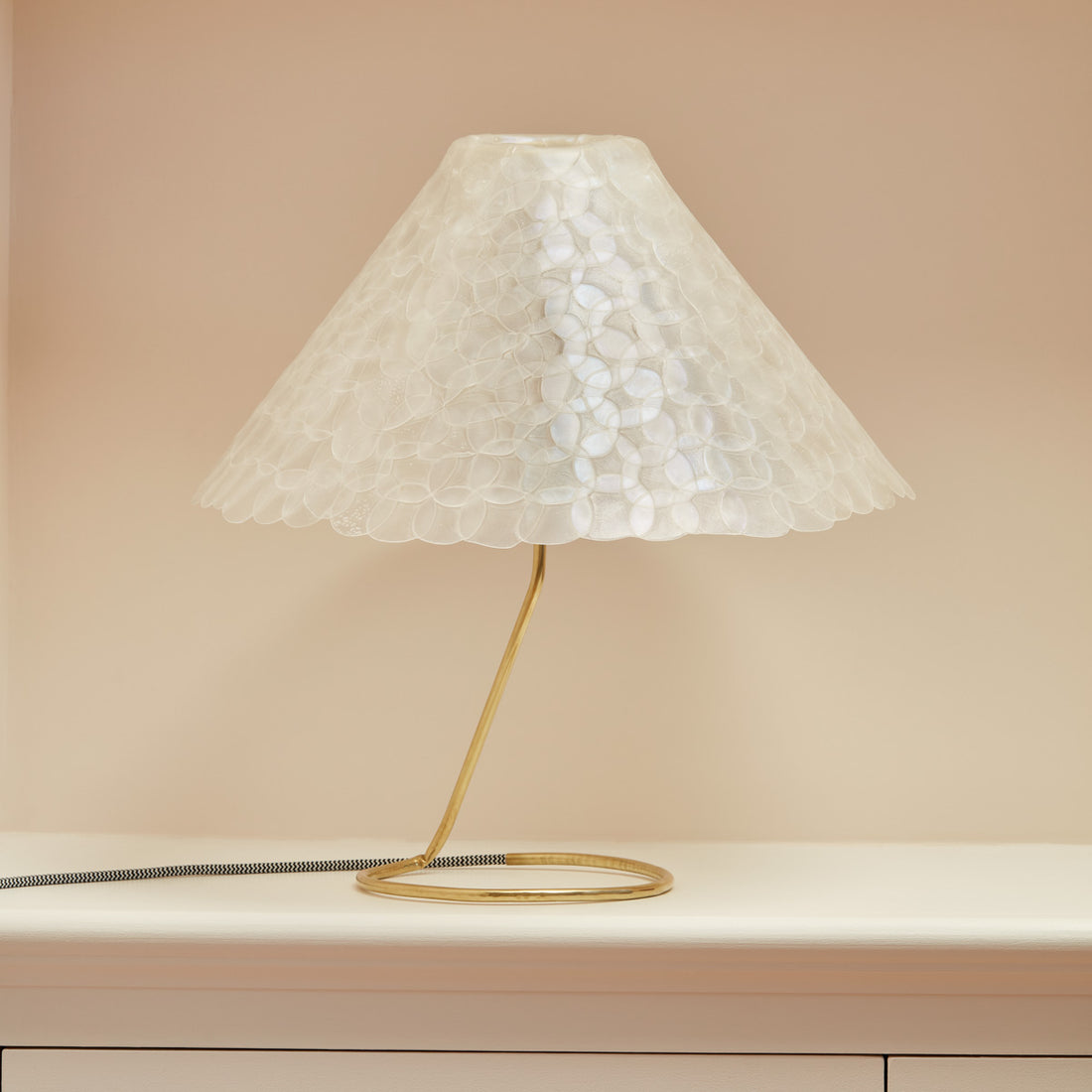 LOA Table Lamp