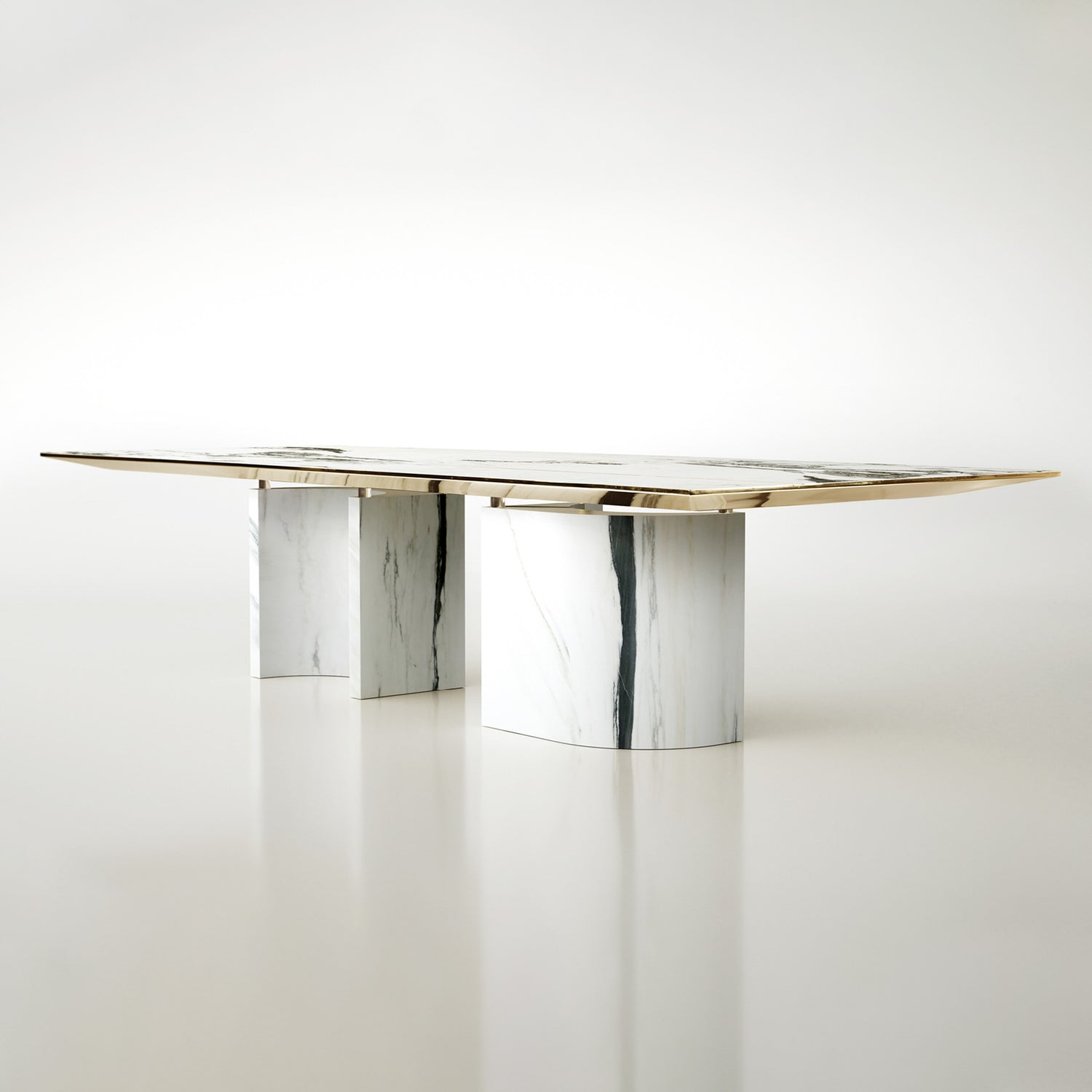 LS12b Dining Table