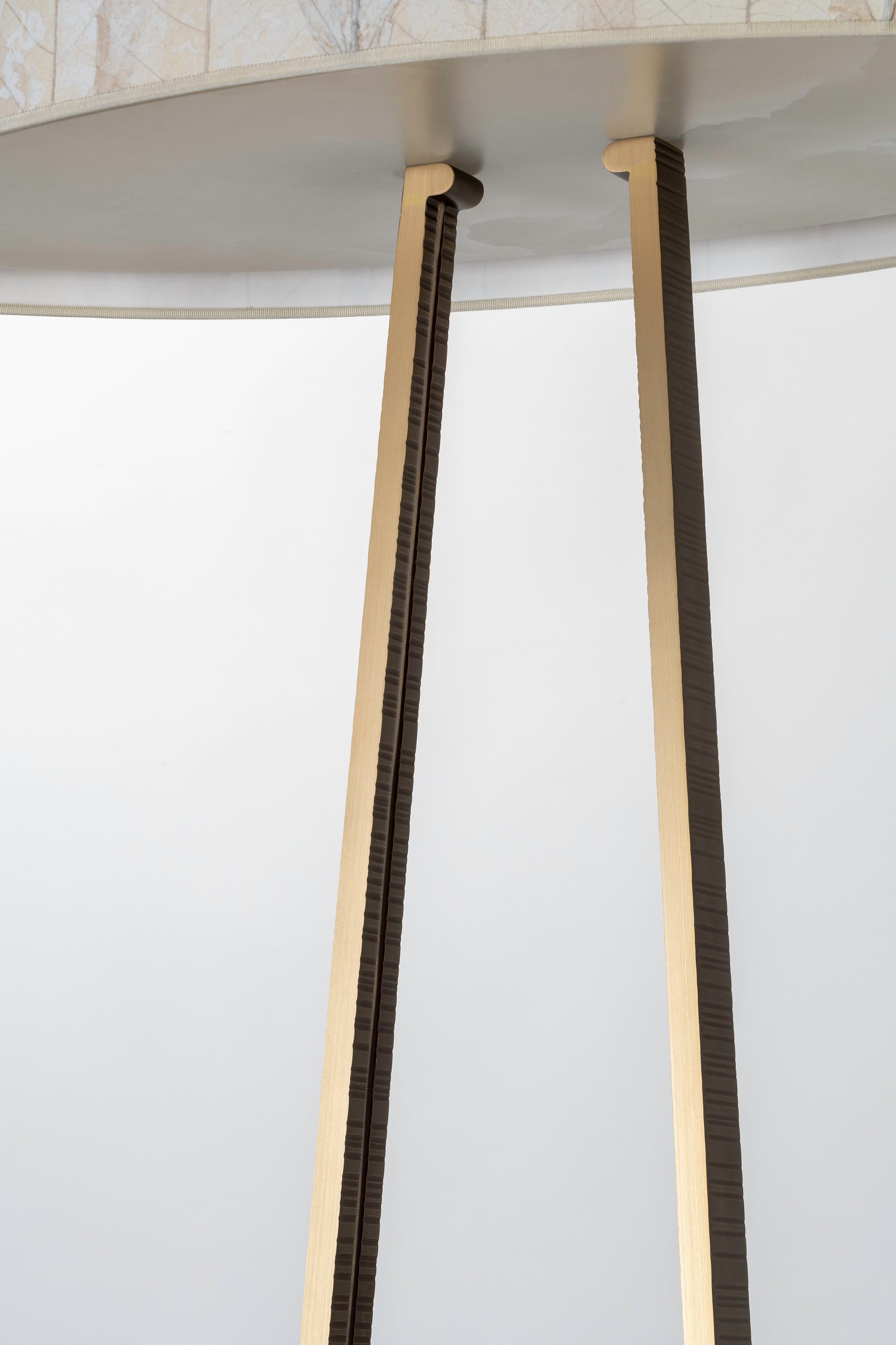 L130.2 Floor Lamp