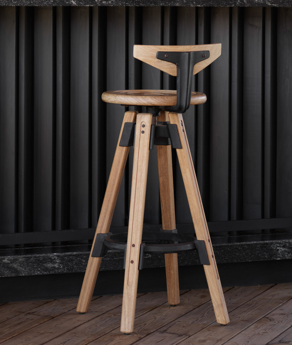 Lar Stool