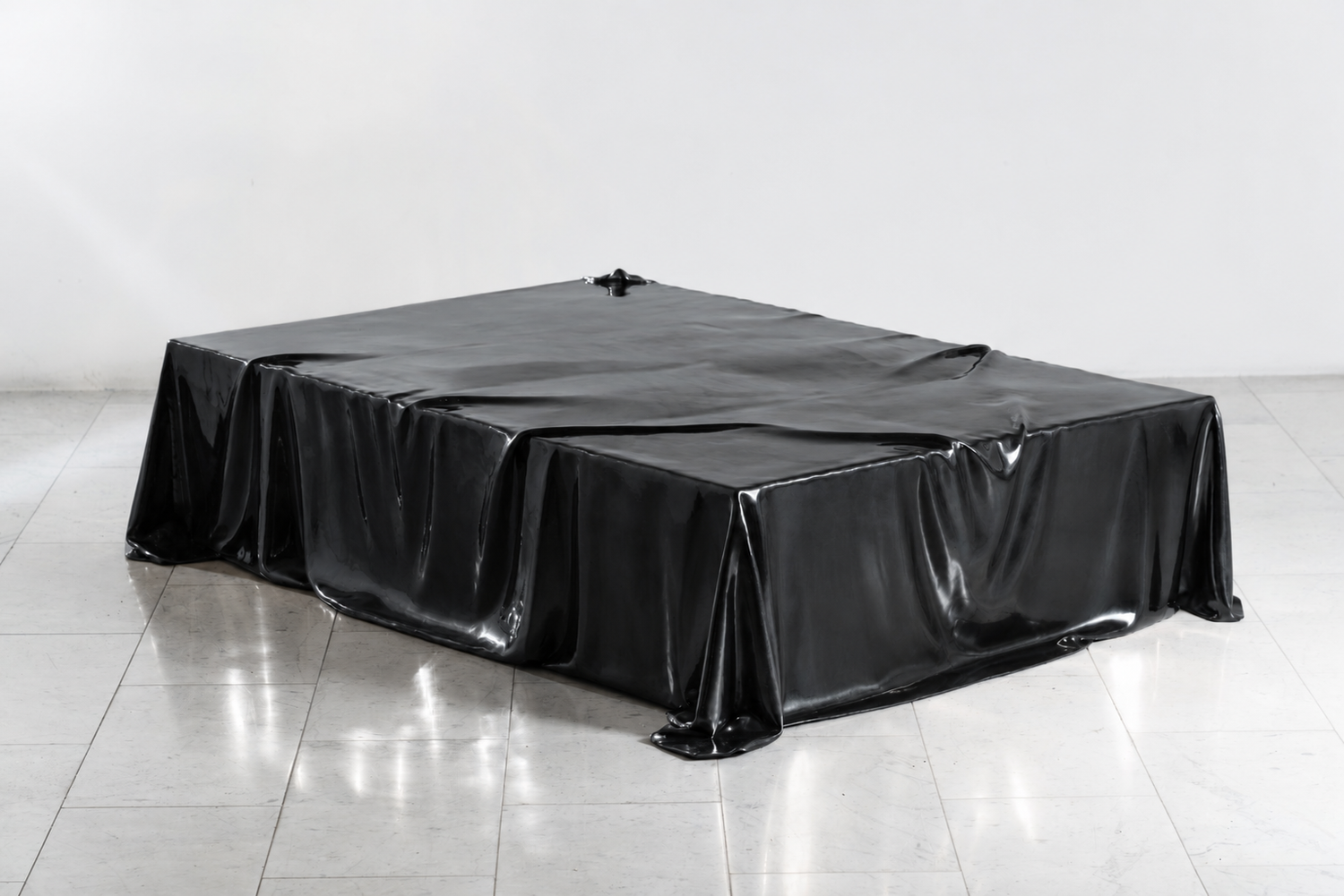Levitaz Coffee Table Resin