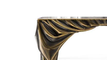 Levitaz Dining Table