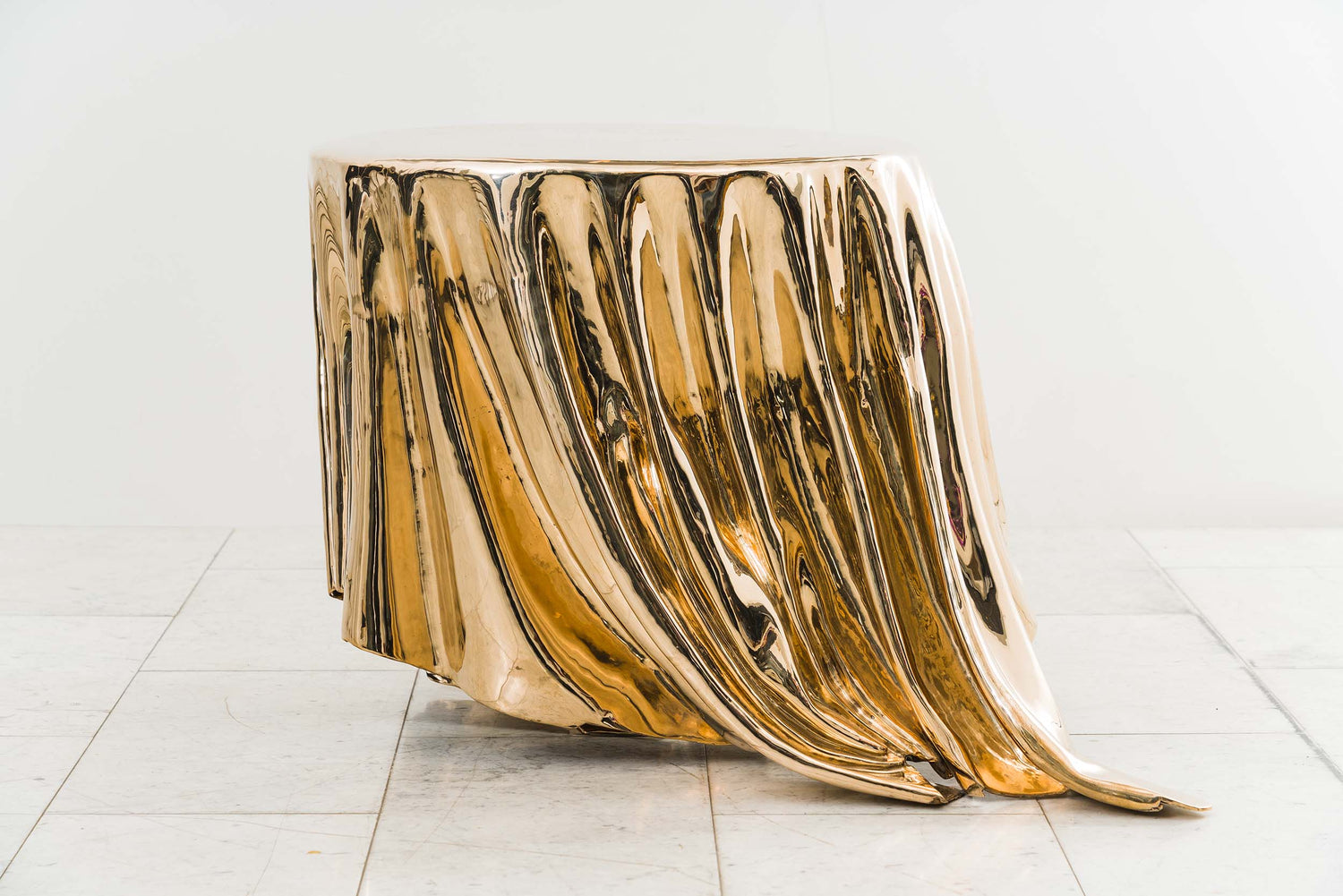 Levitaz Side Table