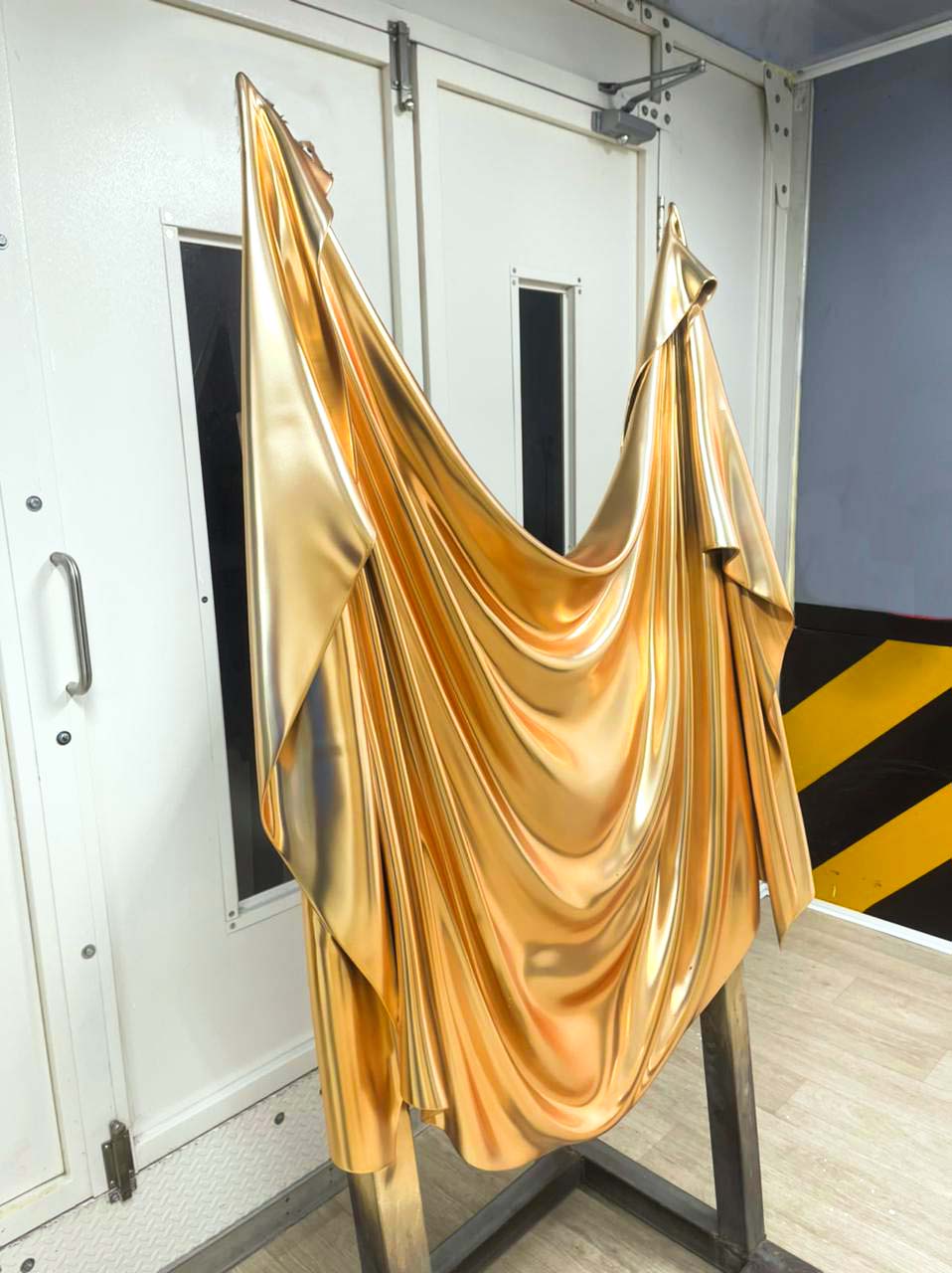 Levitaz Wall Panel
