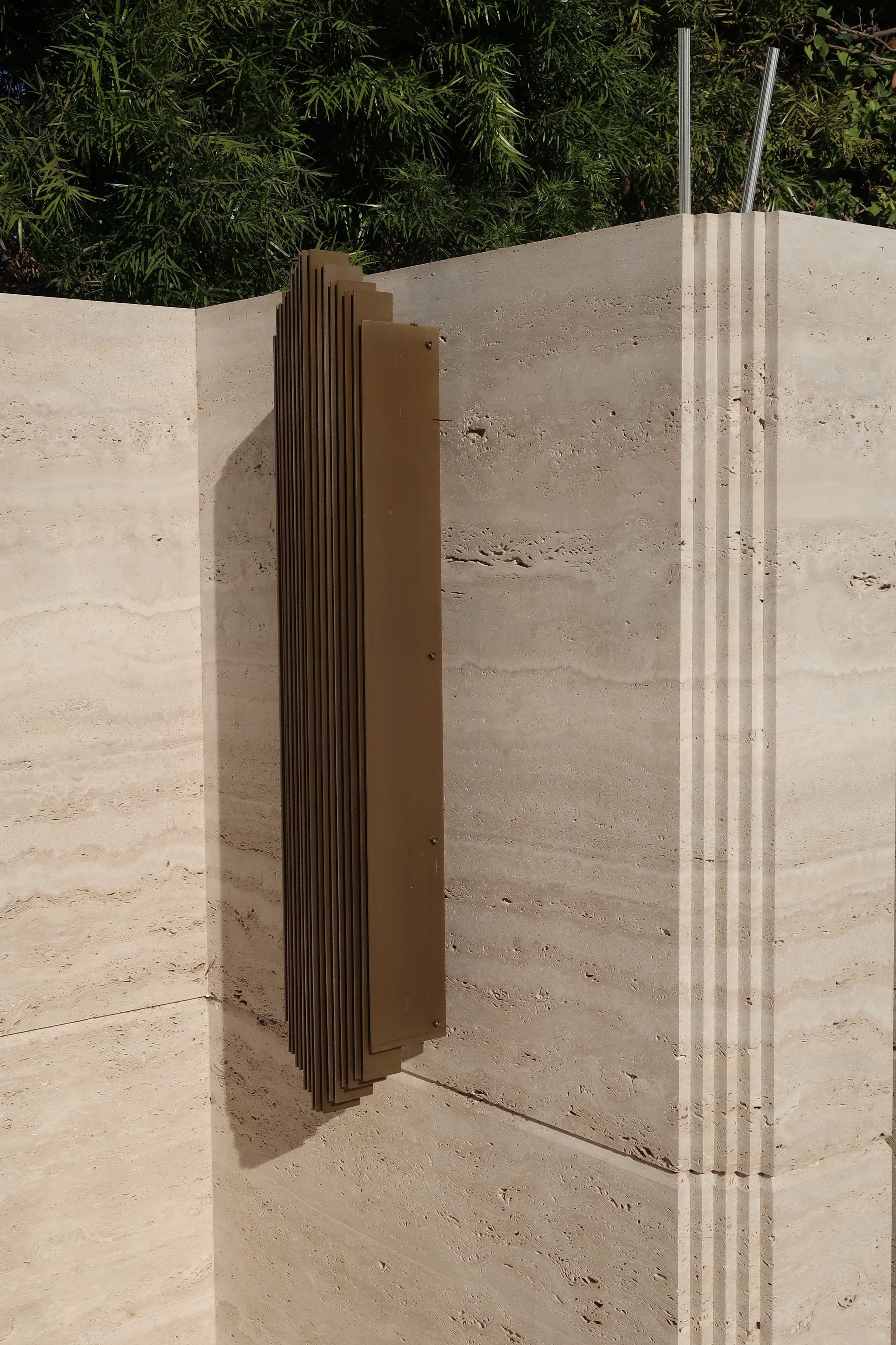 Linea Apex Sconce