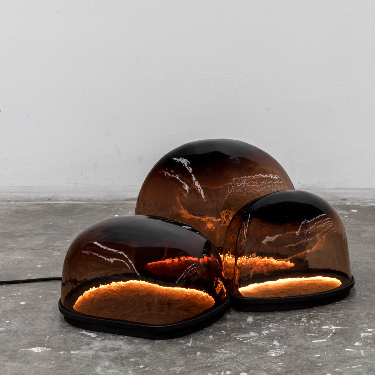 Magma Small Brown