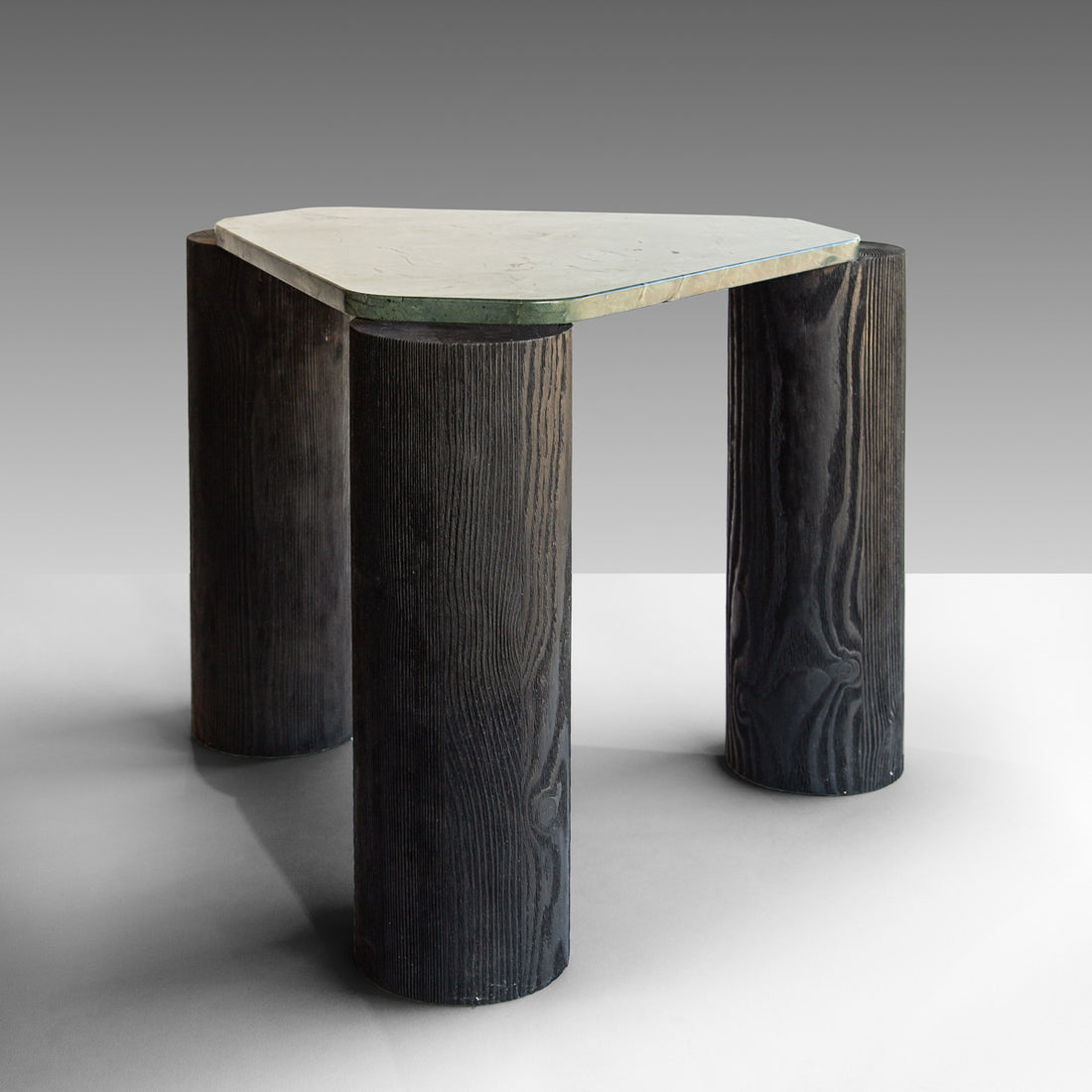 Magnifico Side Table