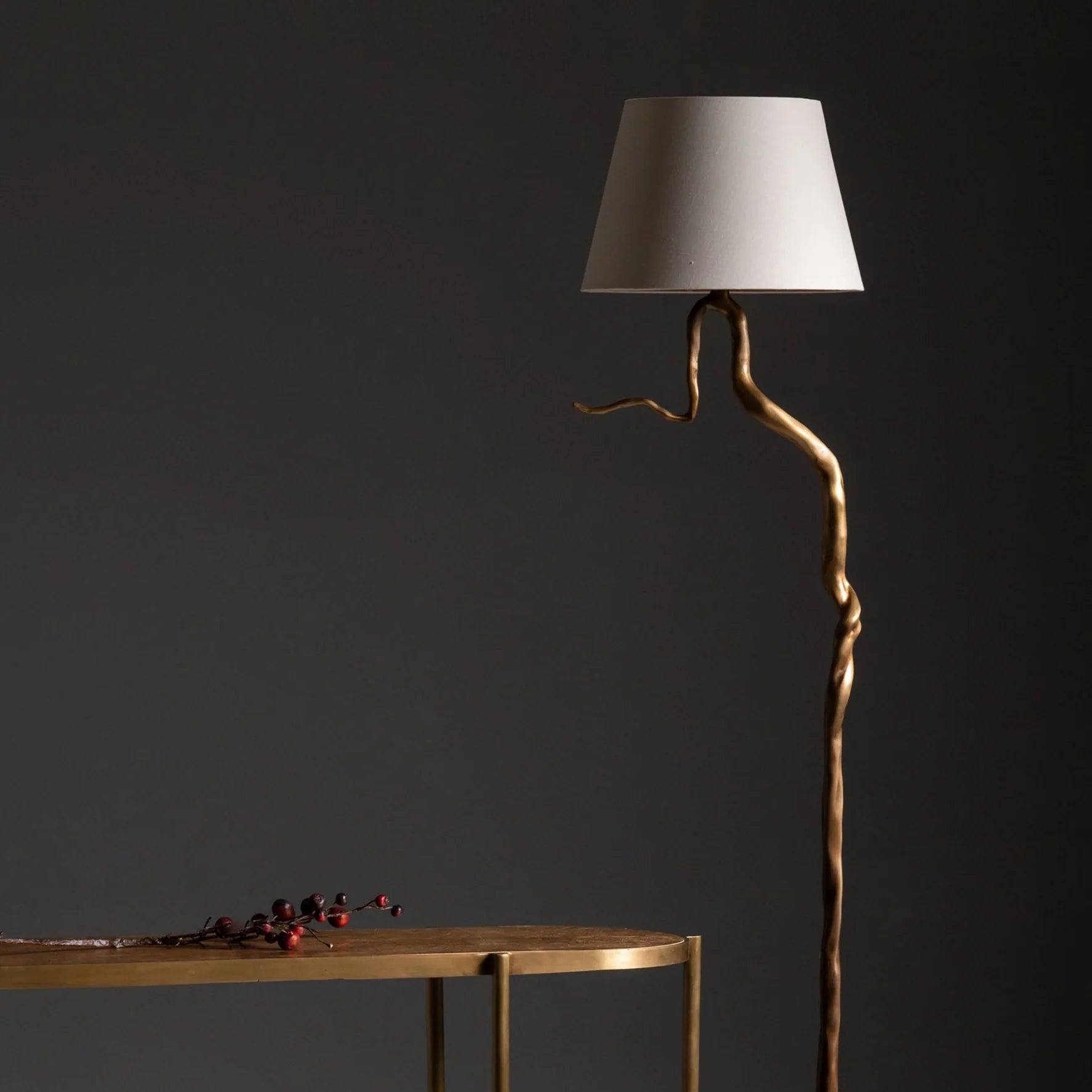 Moyogi Floor Lamp