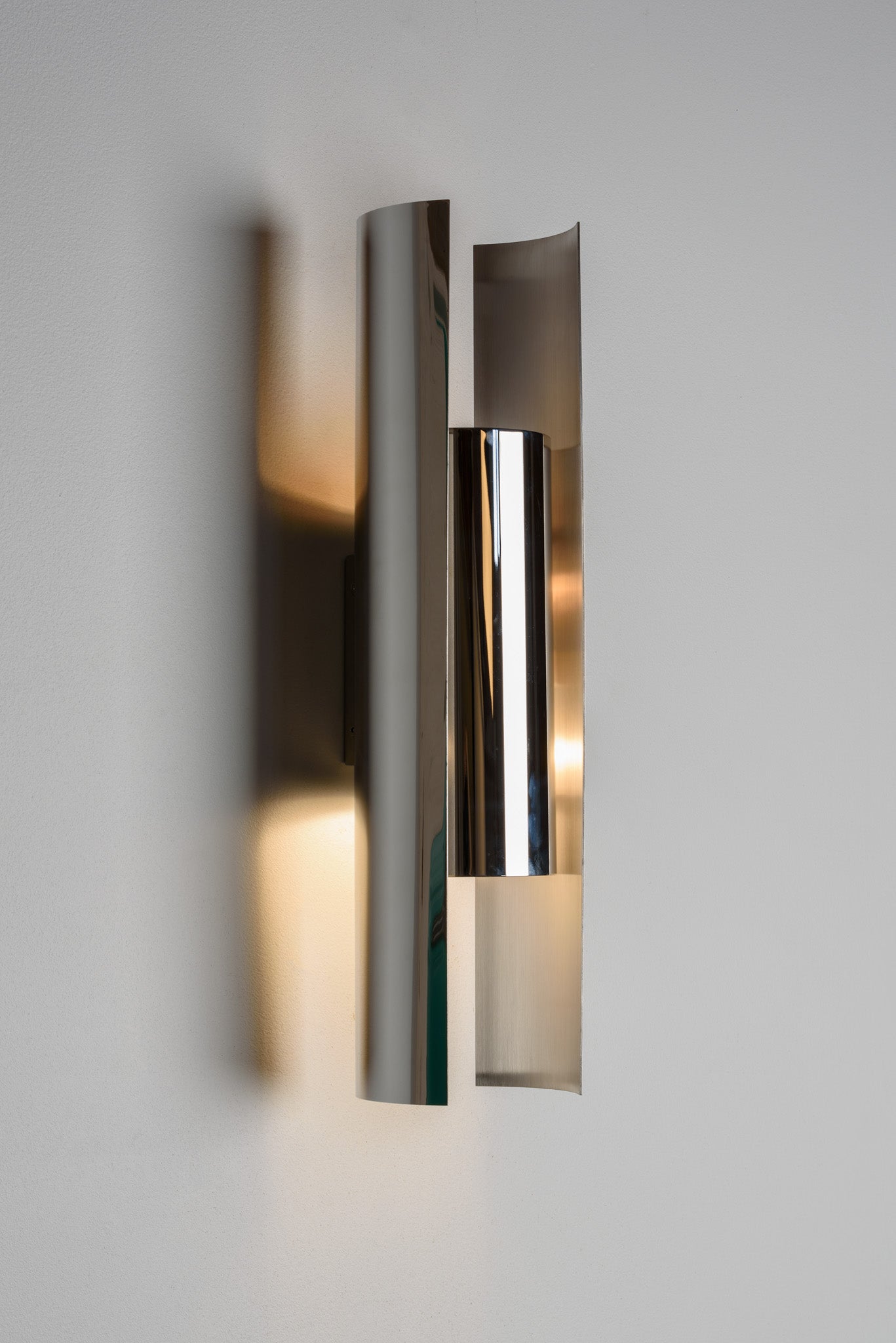 NYX Wall Light