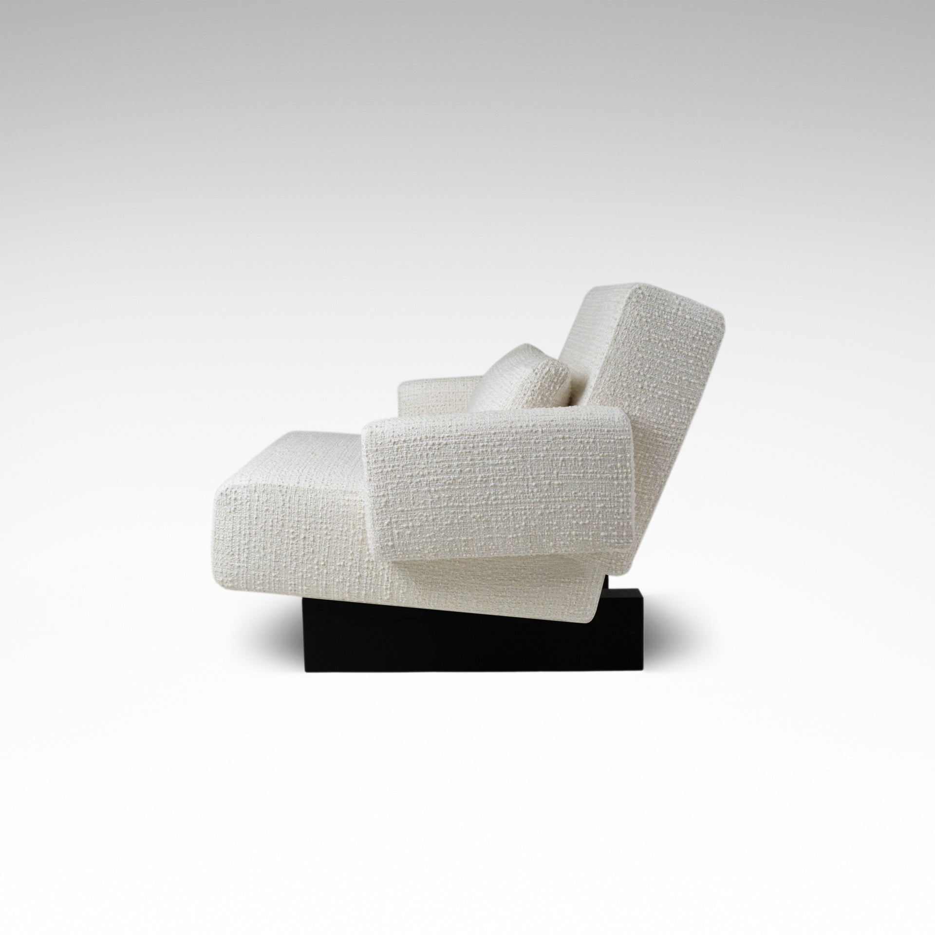 Naut Lounge Chair