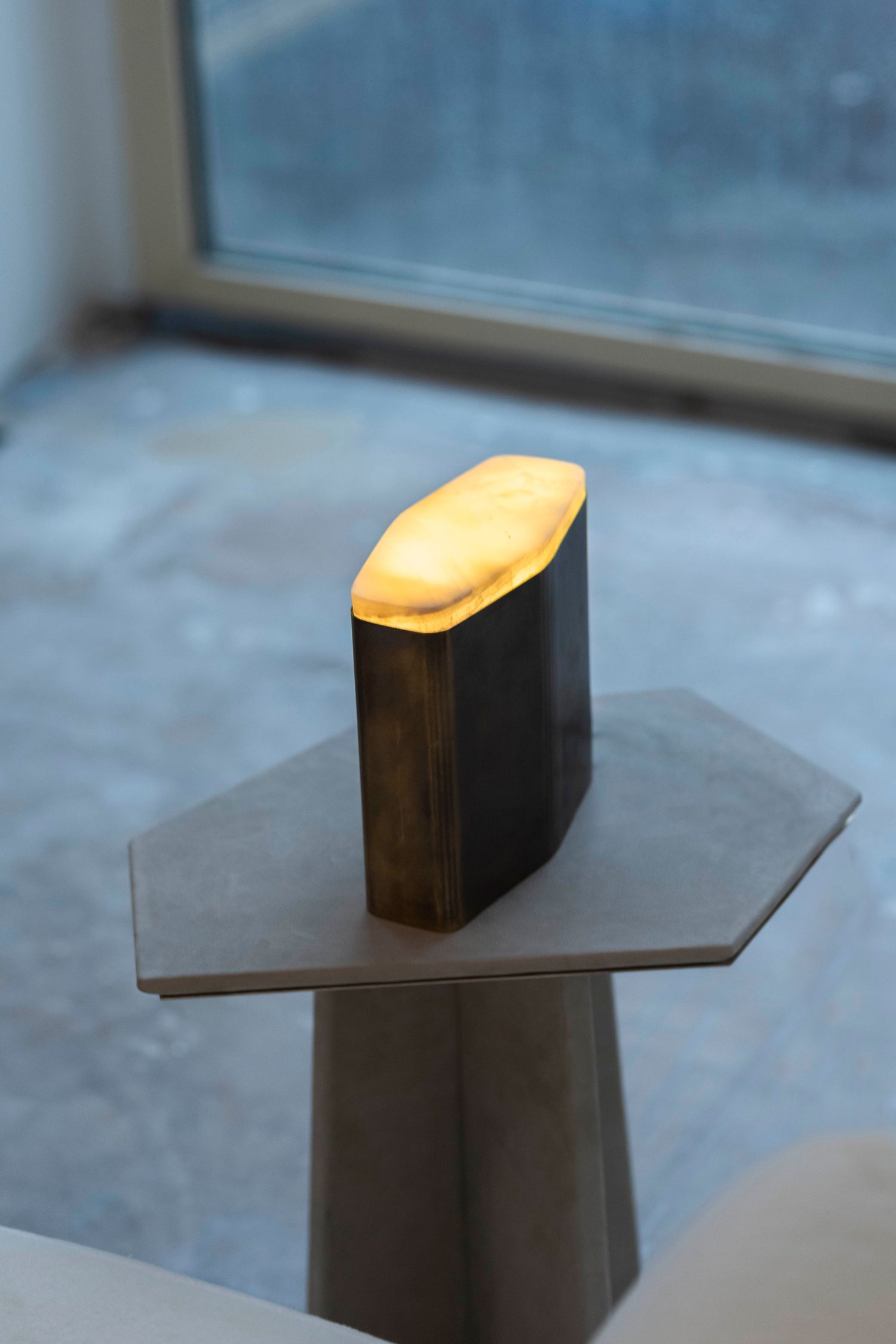 Obelisk Brass Mini Table Lamp