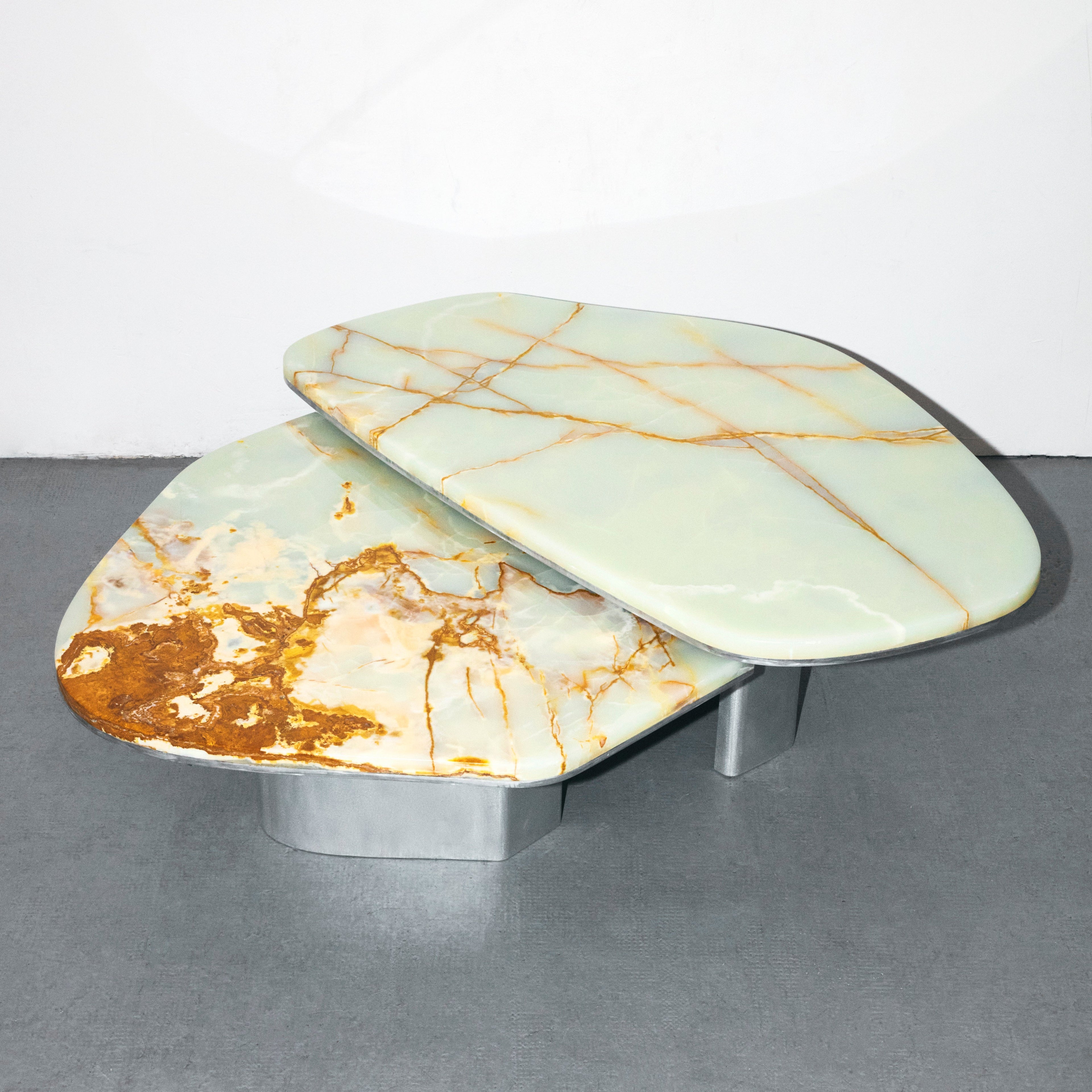 Oni Nesting Tables