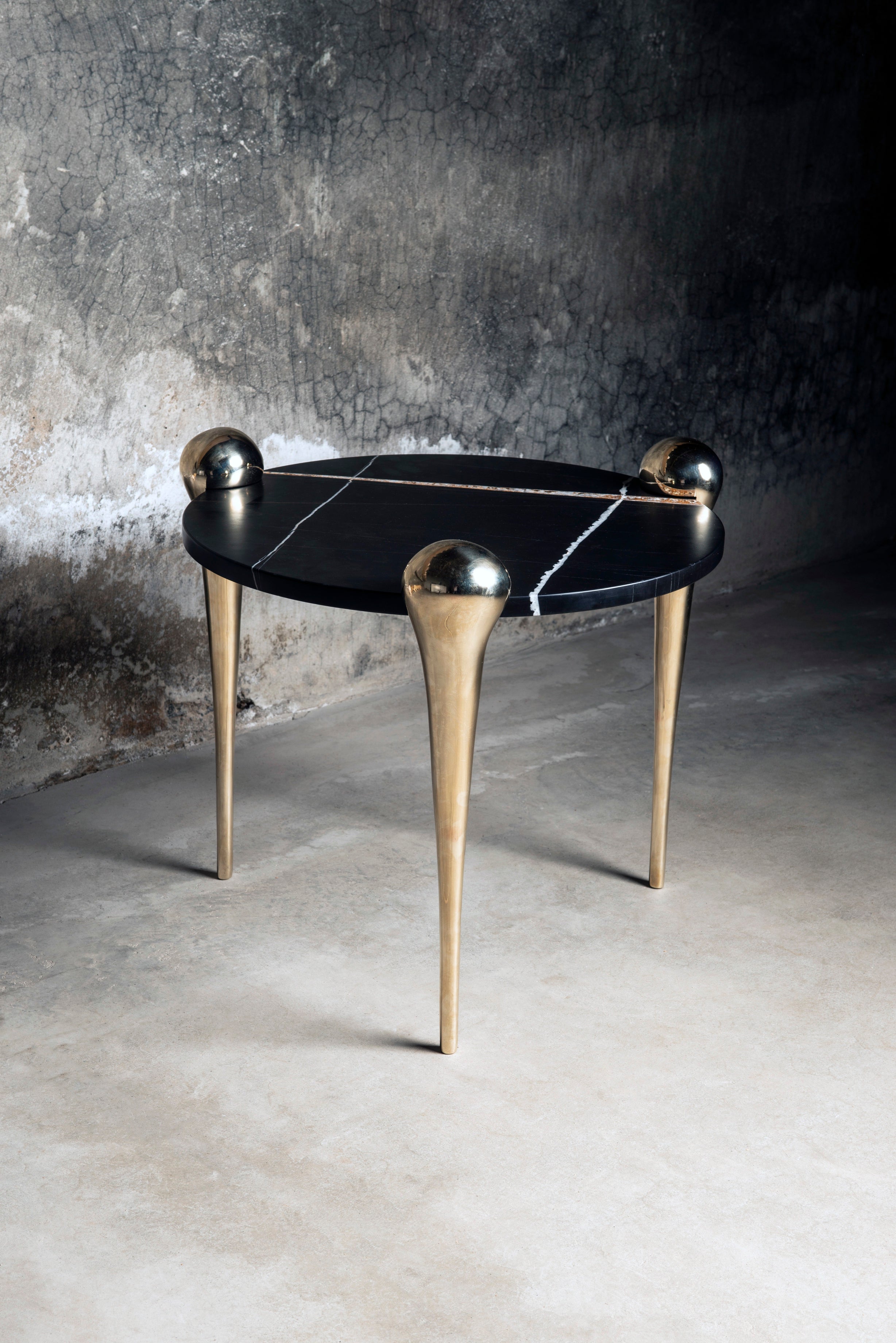 Petra Side Table