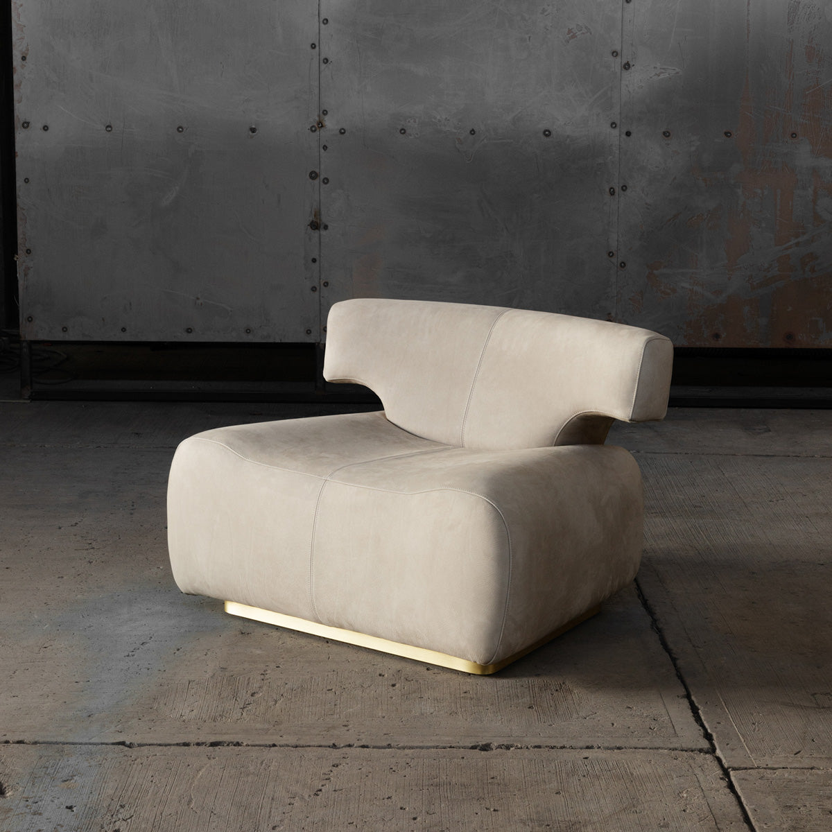 Pitao Armchair