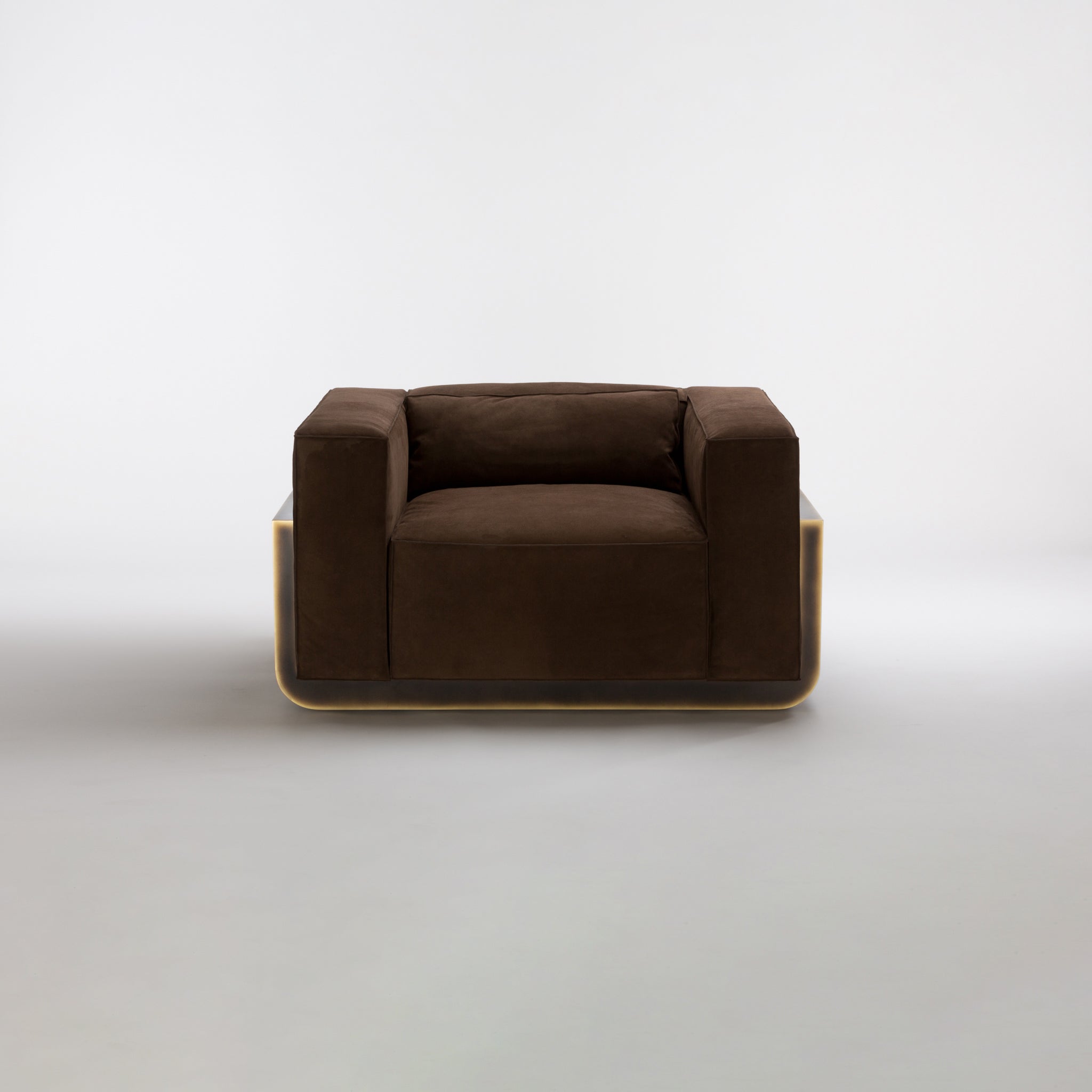 Rebelle Armchair