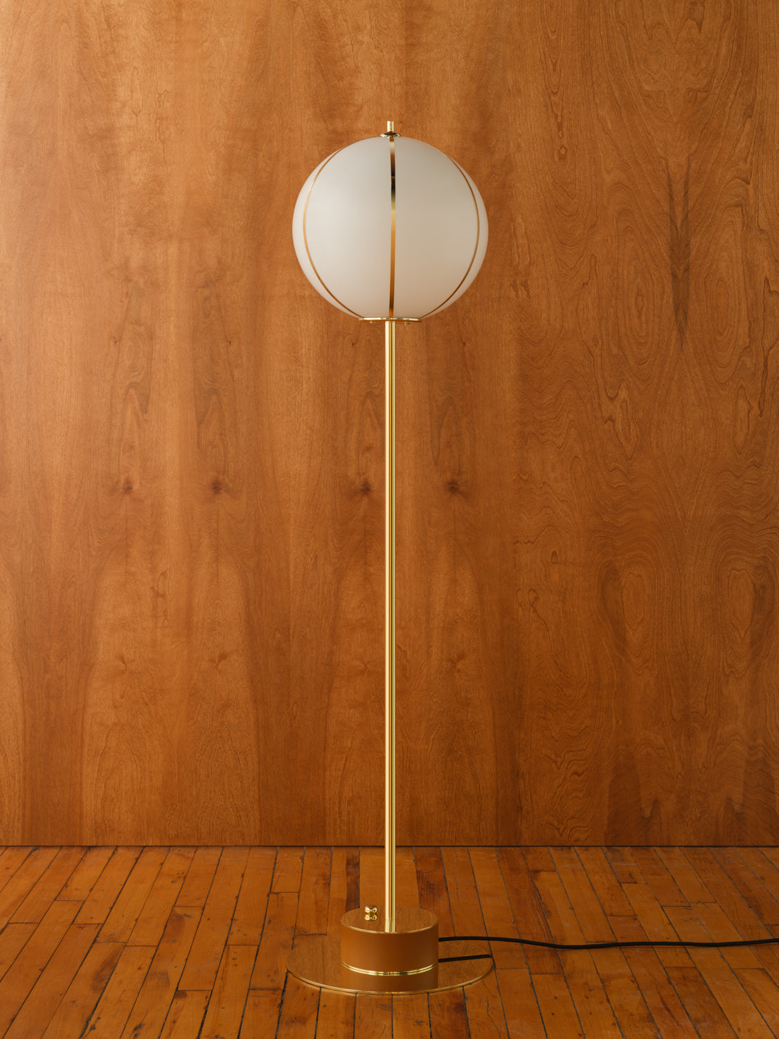Rib Floor Lamp Sphere