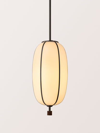 Rib Pendant Capsule