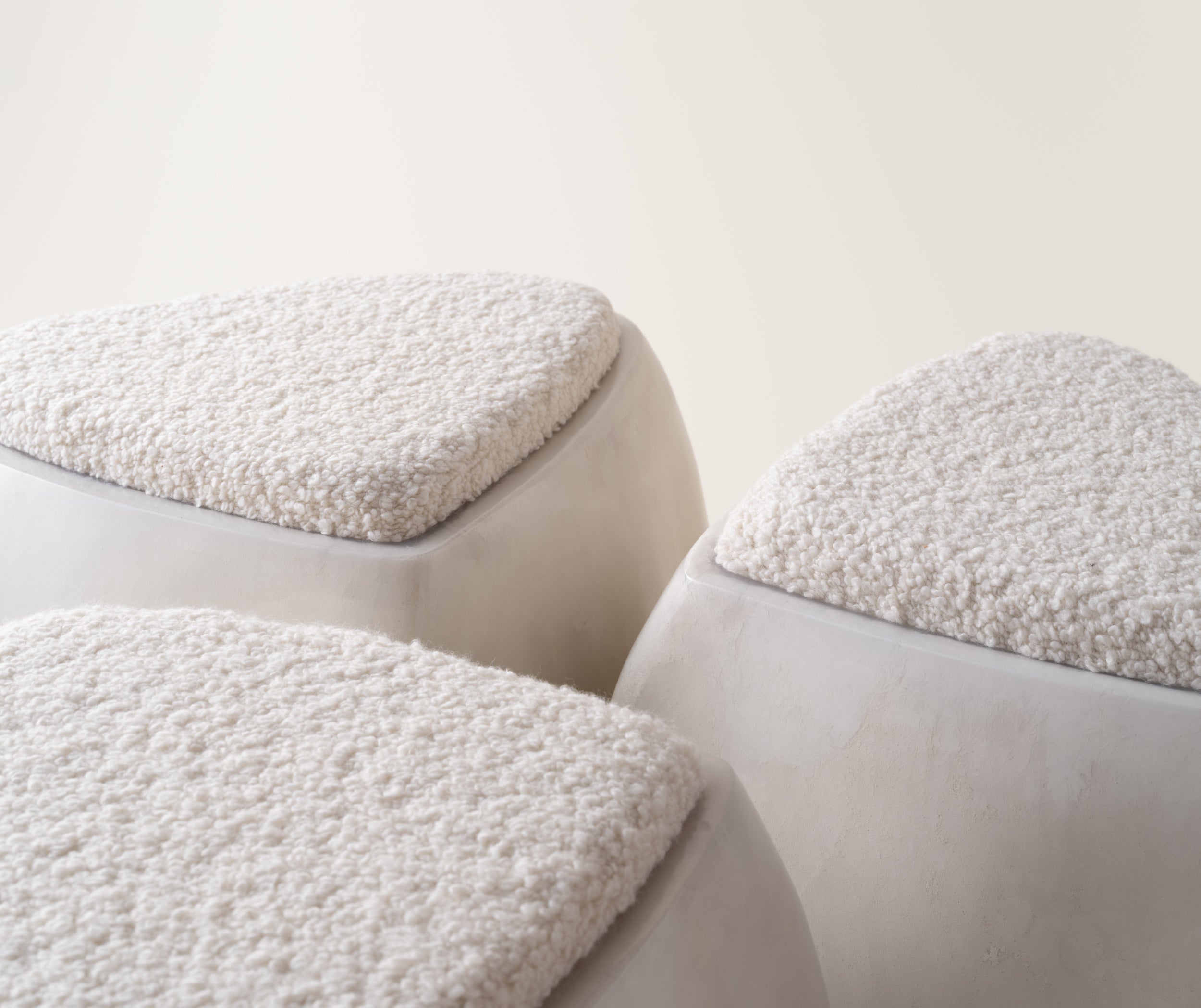 River Stool Cream