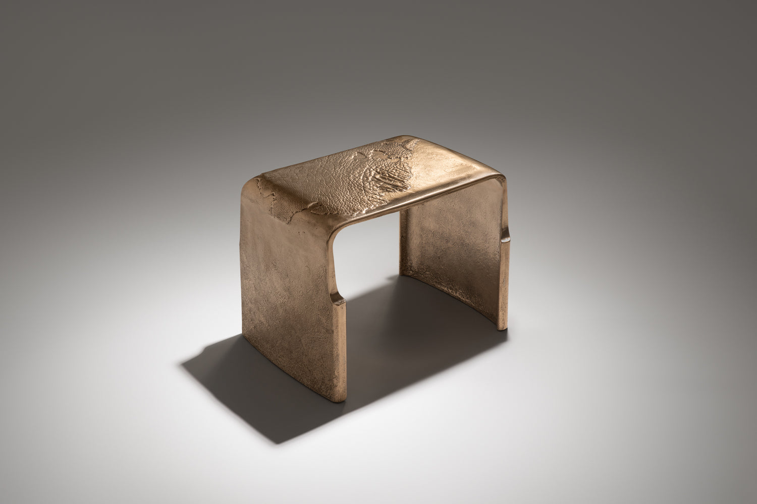 Scimitar Stool