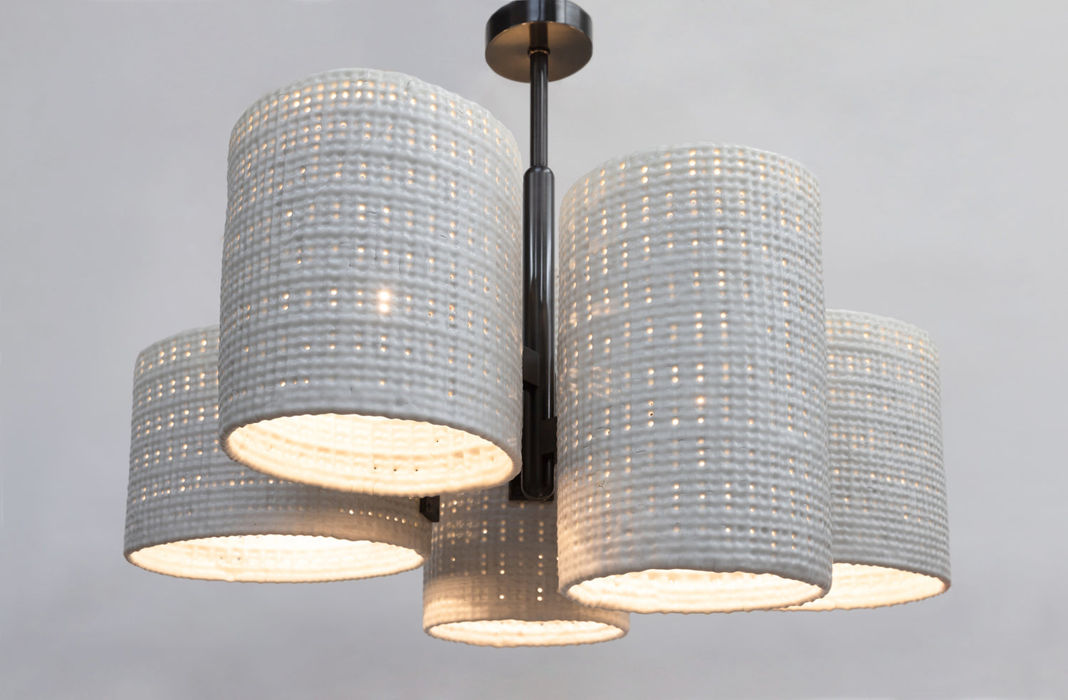 Lopez Chandelier (x5) 31x42x34 WW/BLK