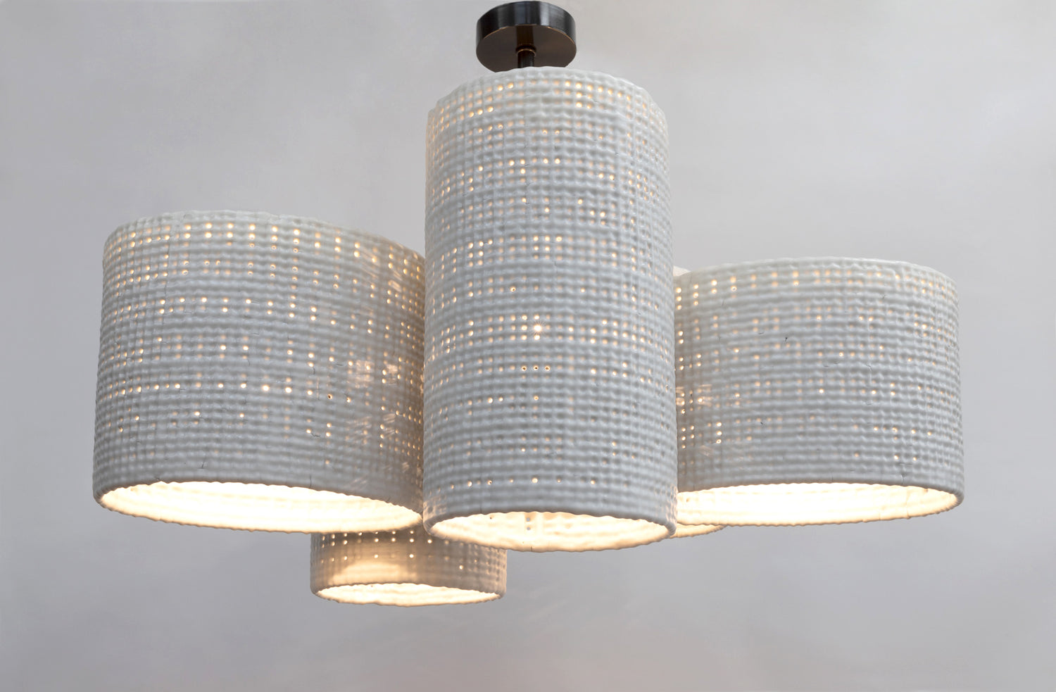 Lopez Chandelier (x5) 31x42x34 WW/BLK