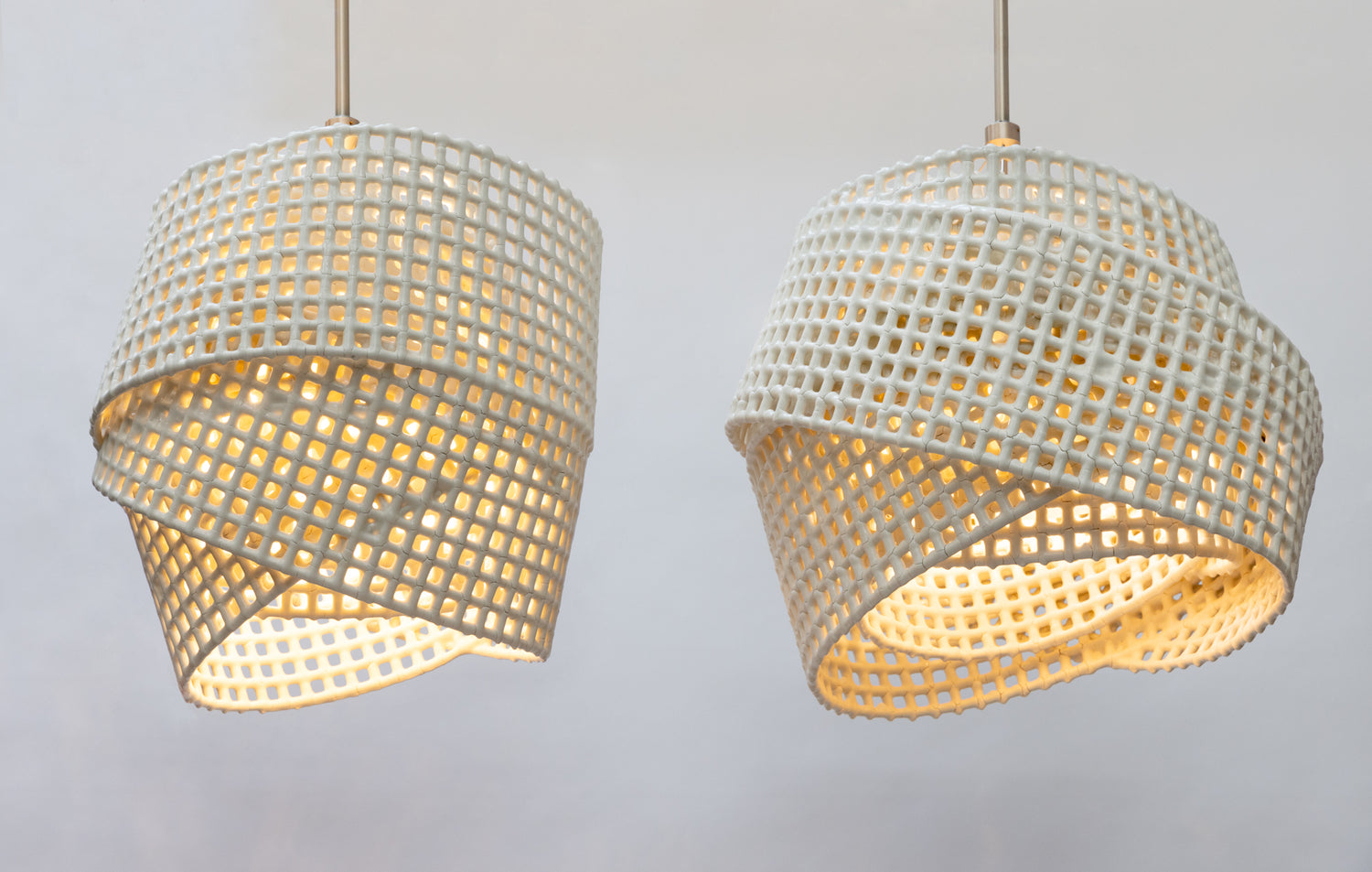 Mobius 20×20 (pair) WW/Silver