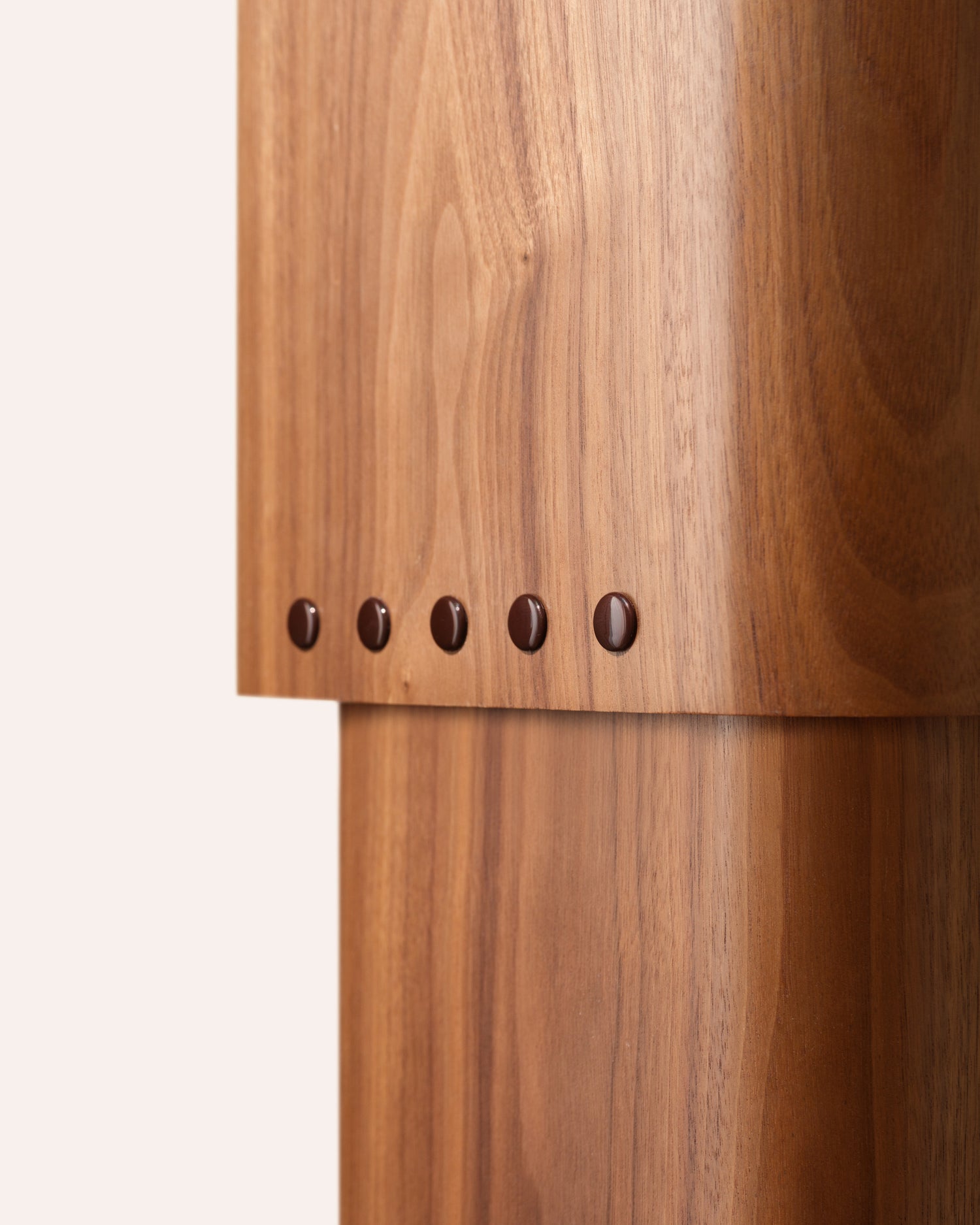 Stud Sconce Curved 2