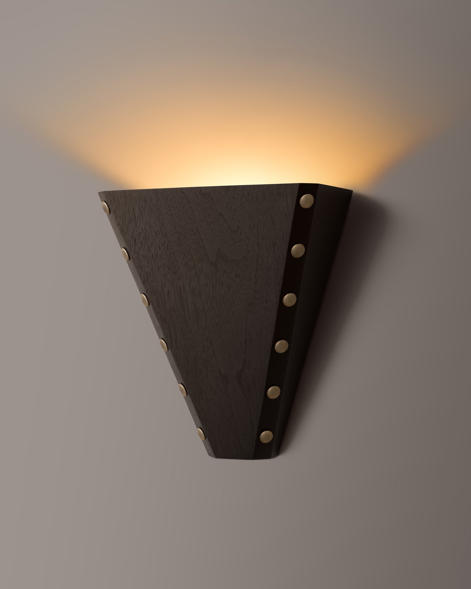 Stud Sconce Pyramid 1 Large