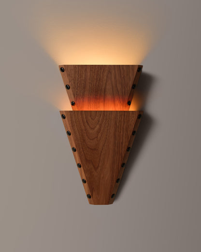 Stud Sconce Pyramid 2