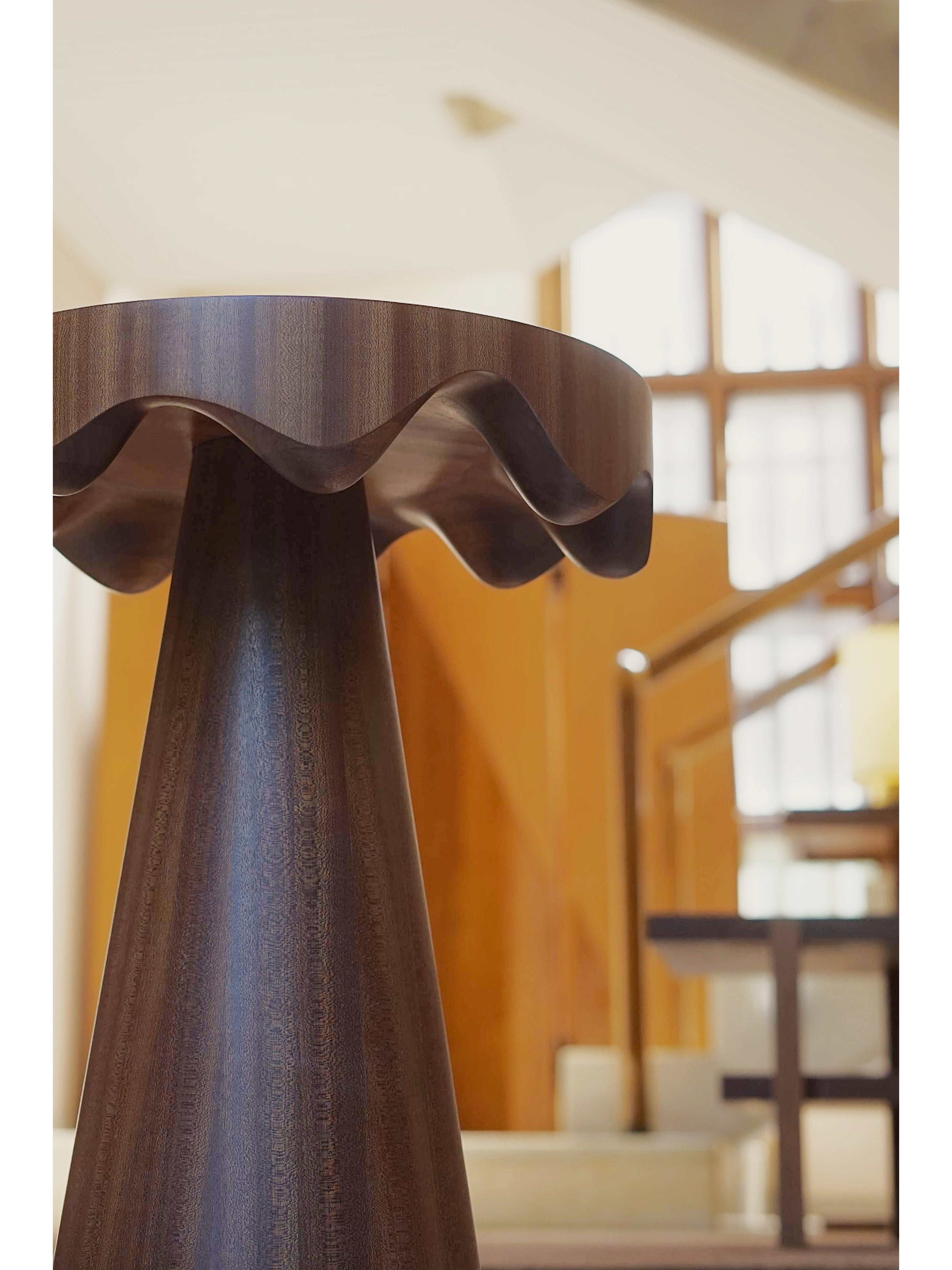 Dripotlé Sculptural Side Table