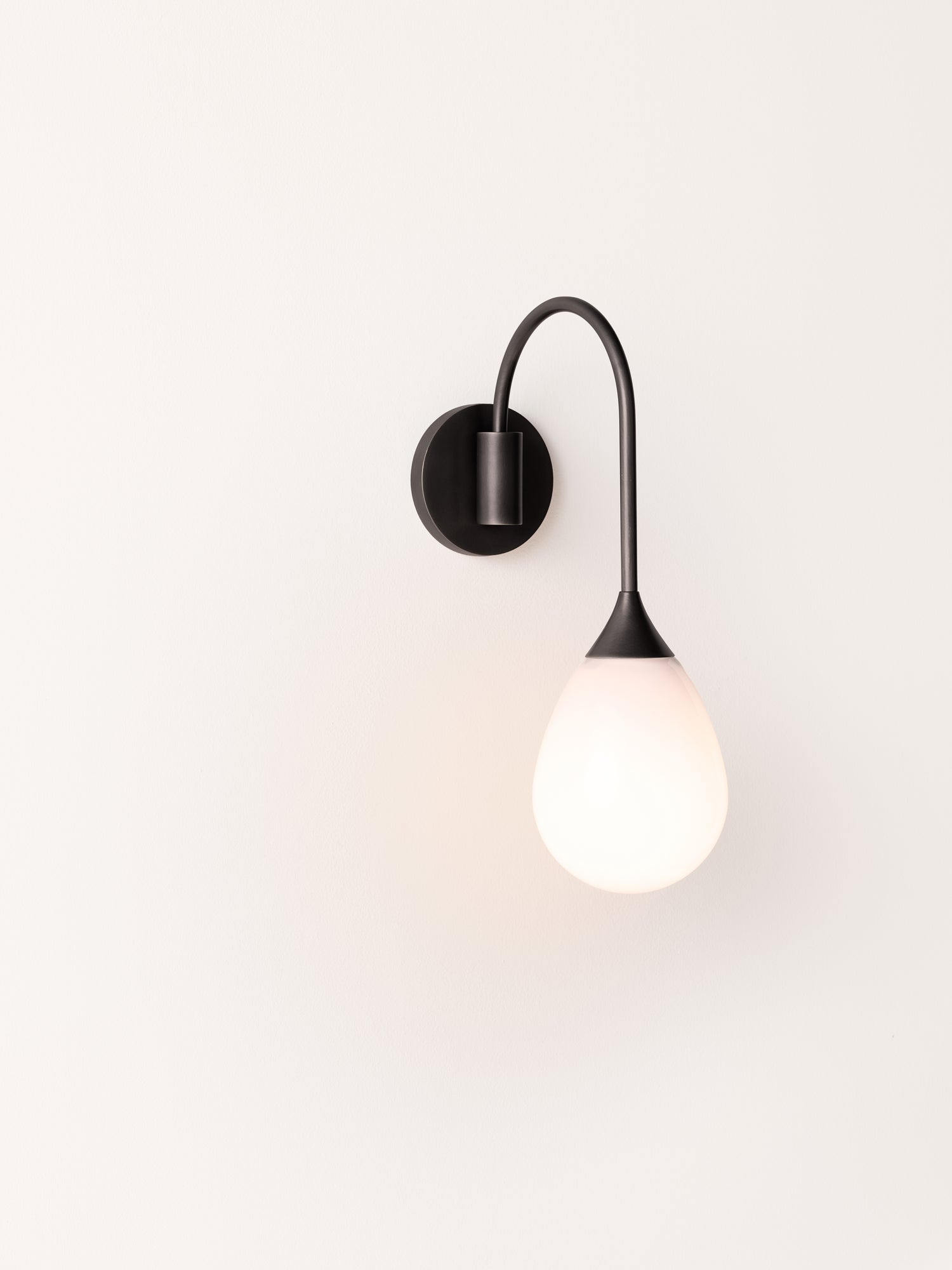 Teardrop Sconce