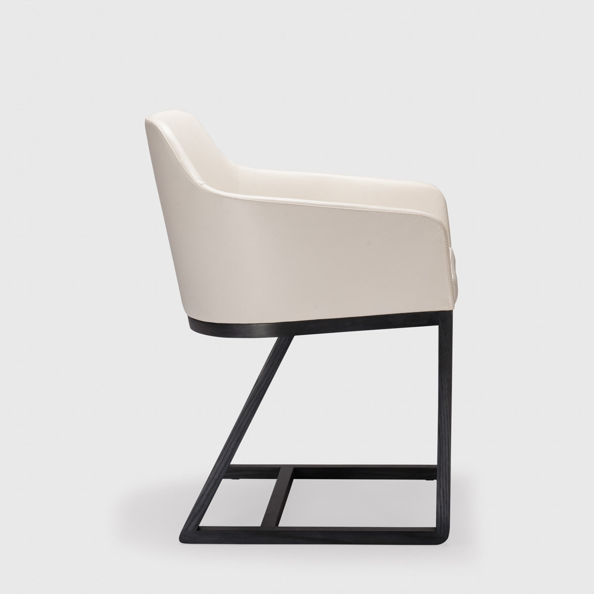 Tofu Carver Dining Chair