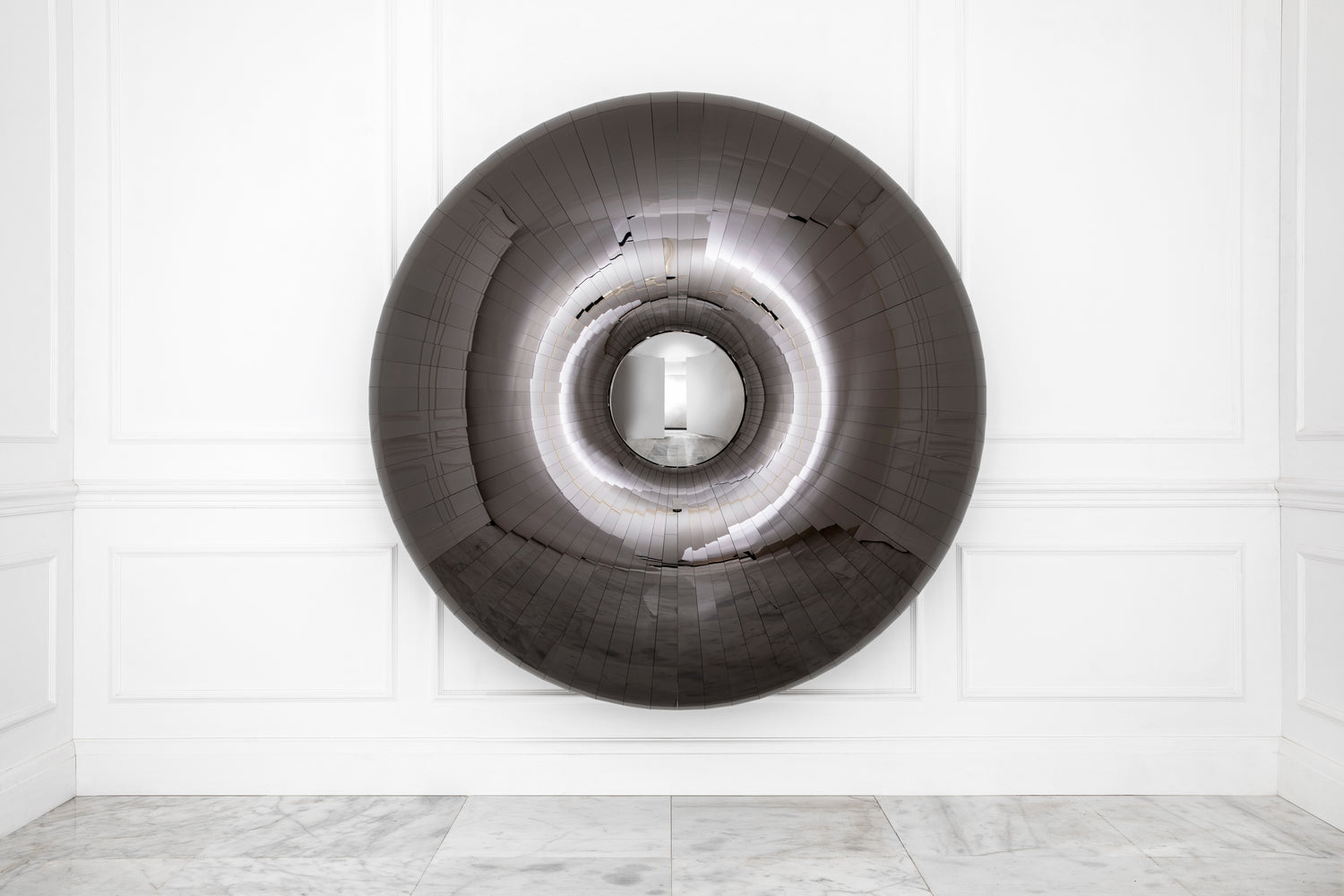 Urchin Cabinet Black